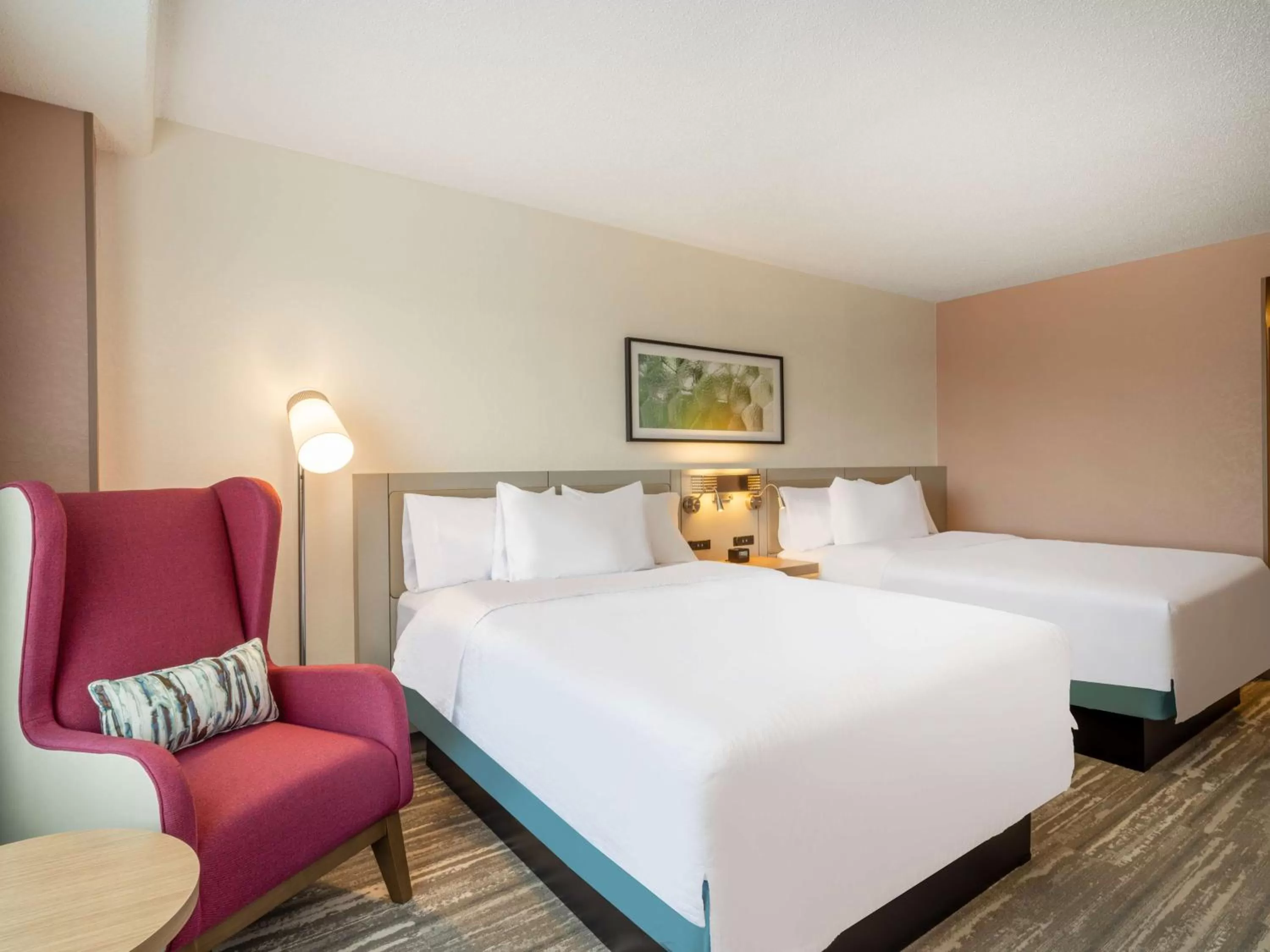 Bed in Hilton Garden Inn Toledo Downtown