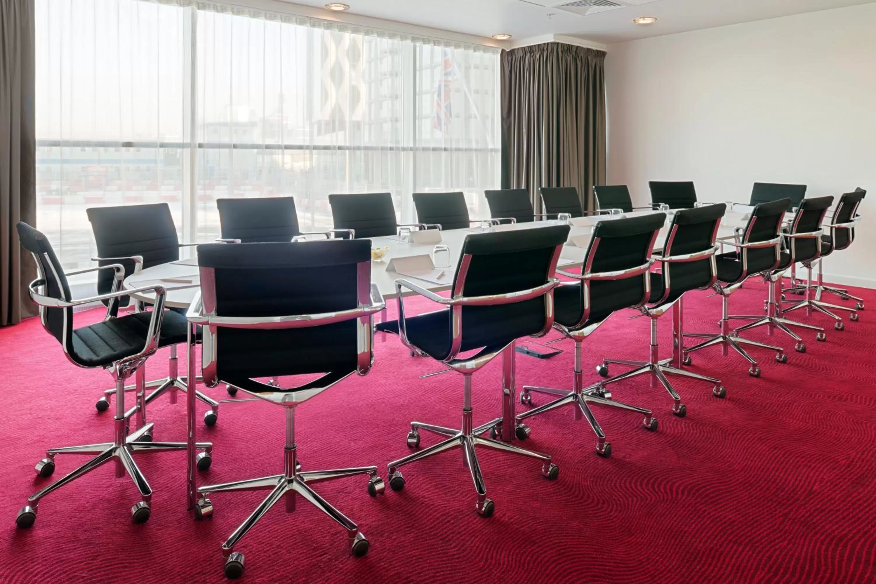 Meeting/conference room in Holiday Inn Manchester-Mediacityuk by IHG