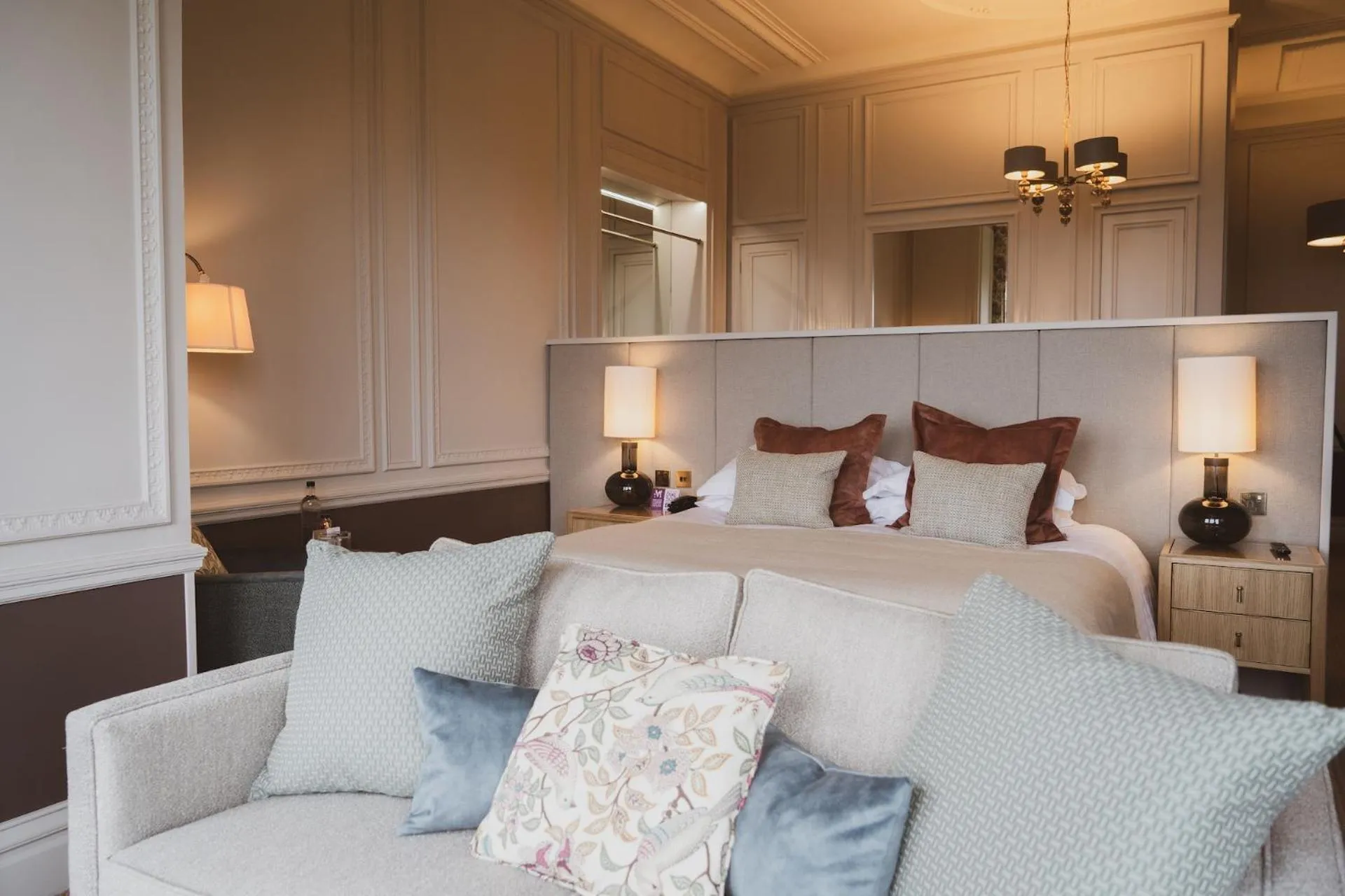 Bedroom, Bed in Merewood Country House Hotel