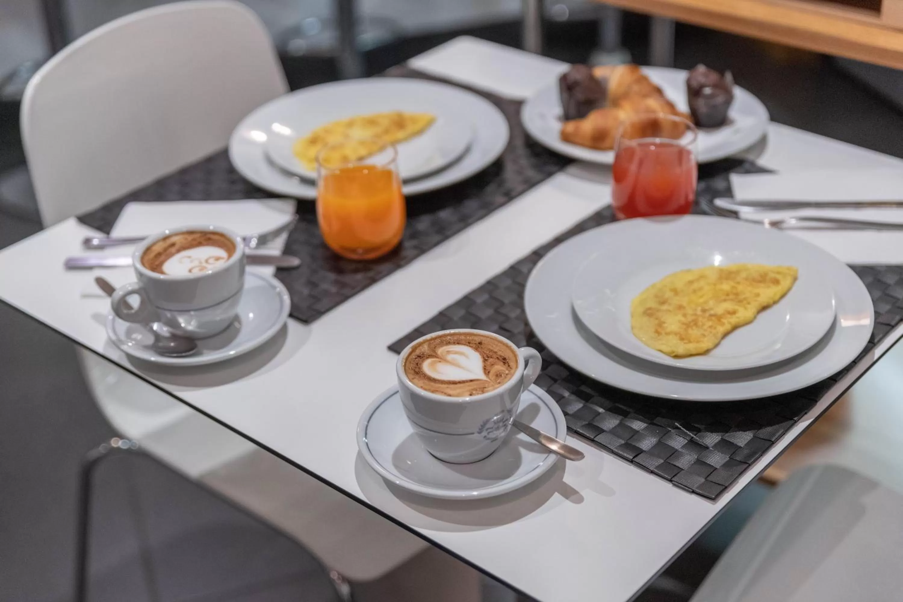 Breakfast in Trevi Palace Hotel