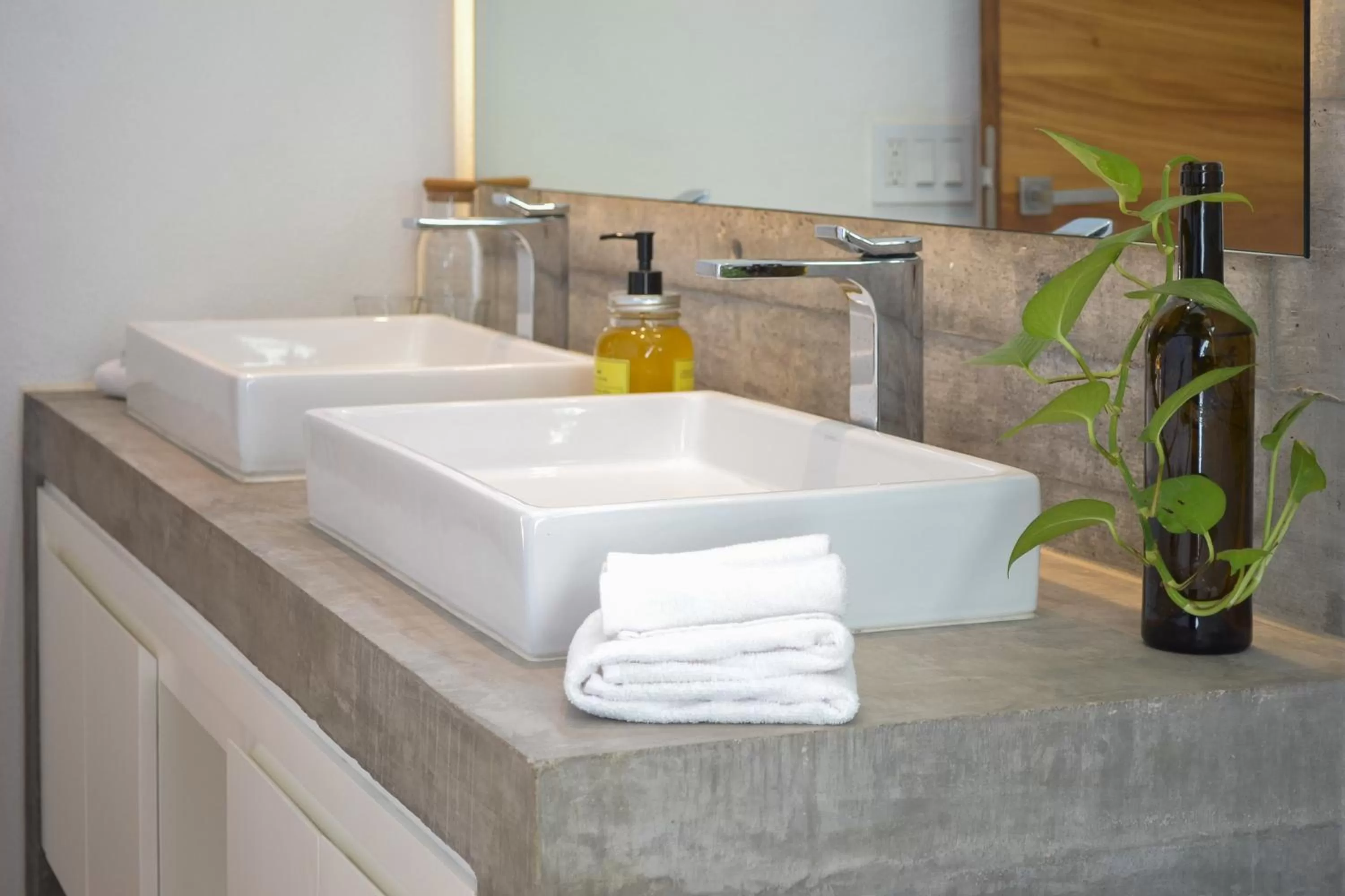 Bathroom in Nereidas Lofts