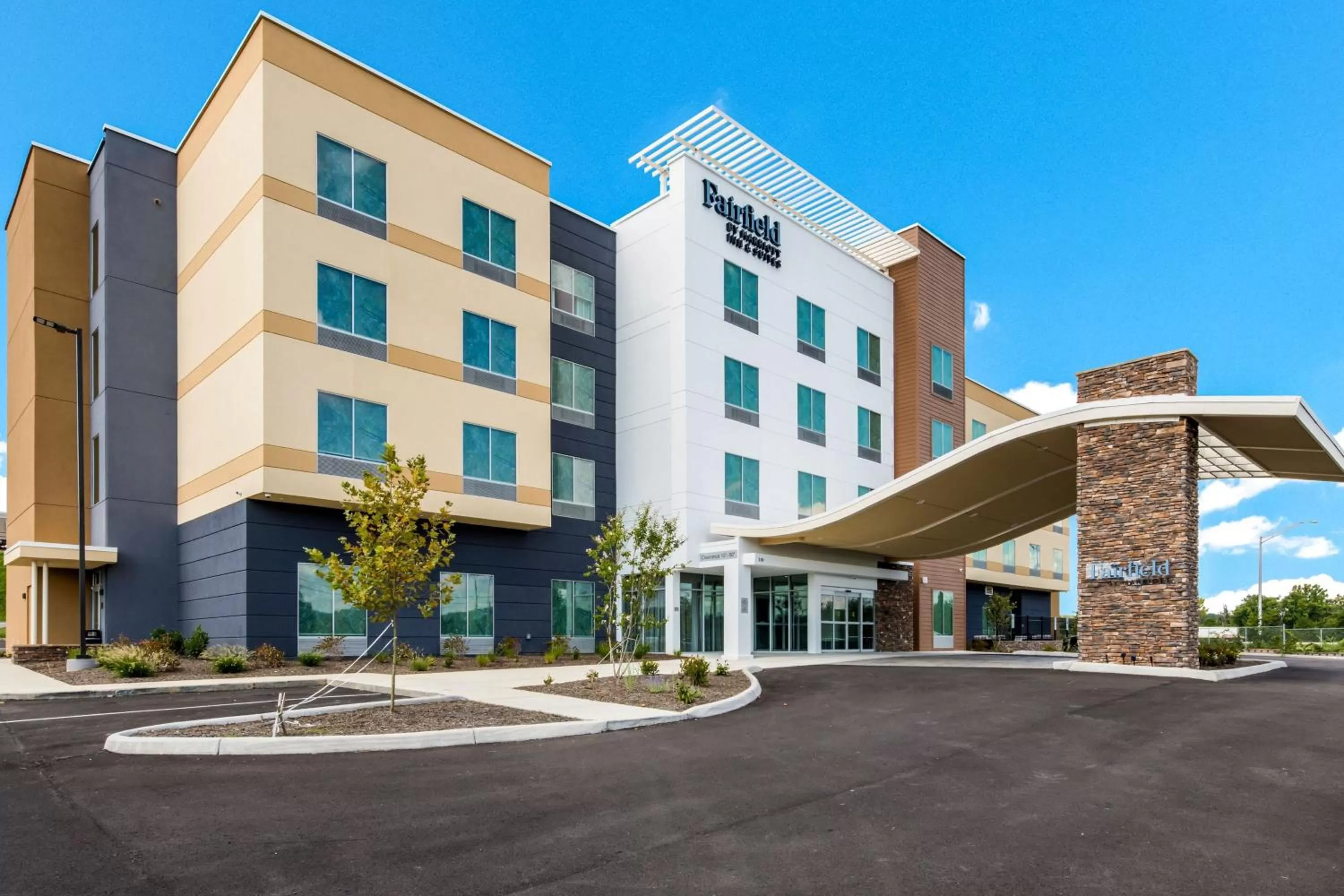 Property building in Fairfield by Marriott Inn & Suites Knoxville Clinton