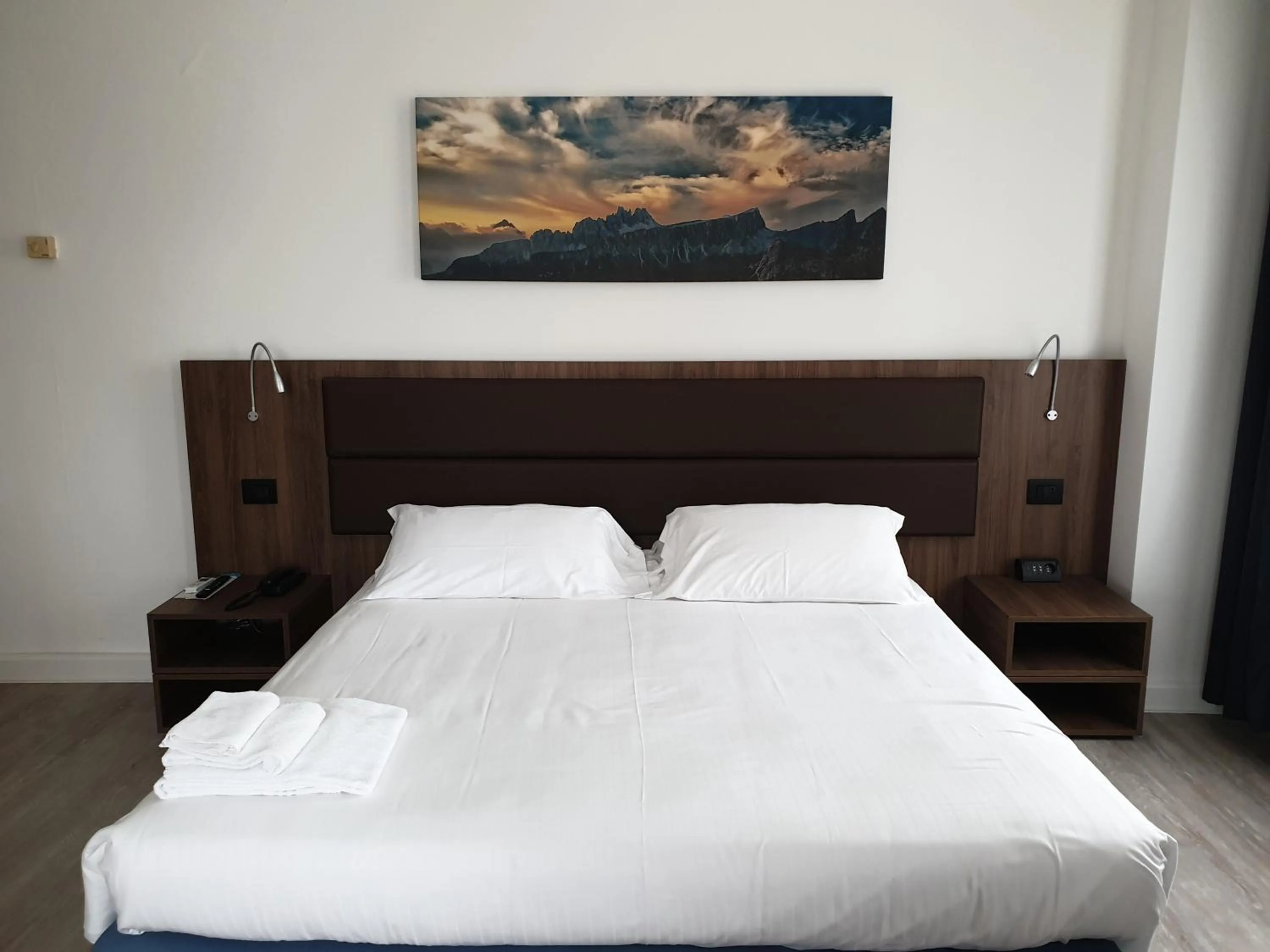 Bed in Albergo Delle Alpi