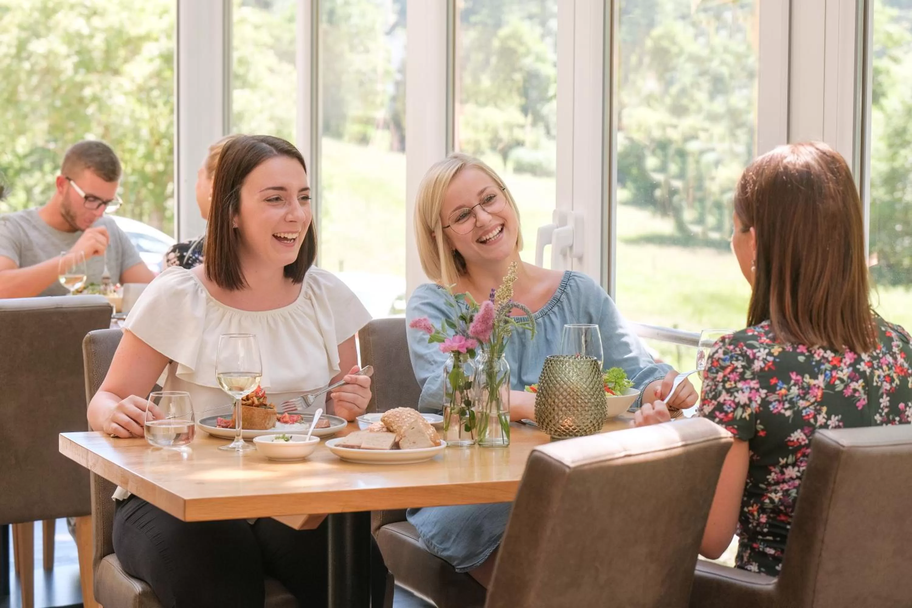 Restaurant/places to eat in 2tHEIMAT - Hotel & Restaurant