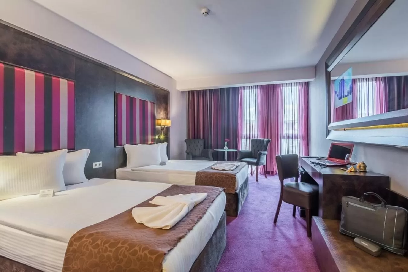 TV and multimedia, Bed in Best Boutique Hotel