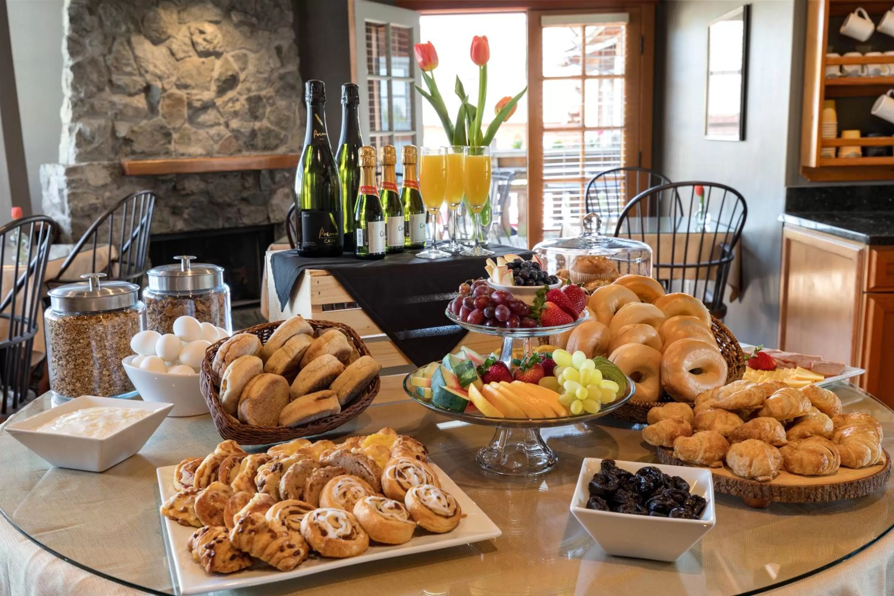 Restaurant/places to eat in La Conner Channel Lodge