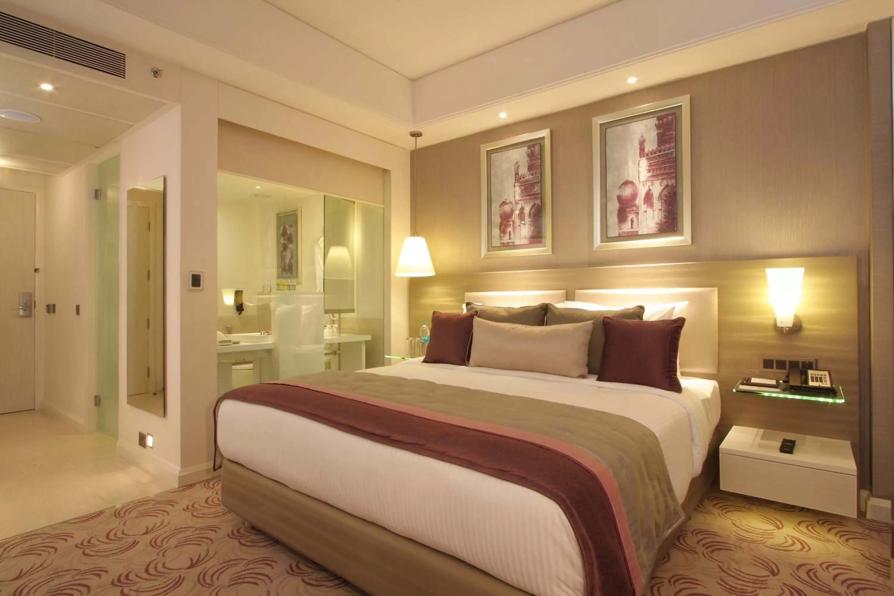 Photo of the whole room, Bed in Radisson Hyderabad Hitec City