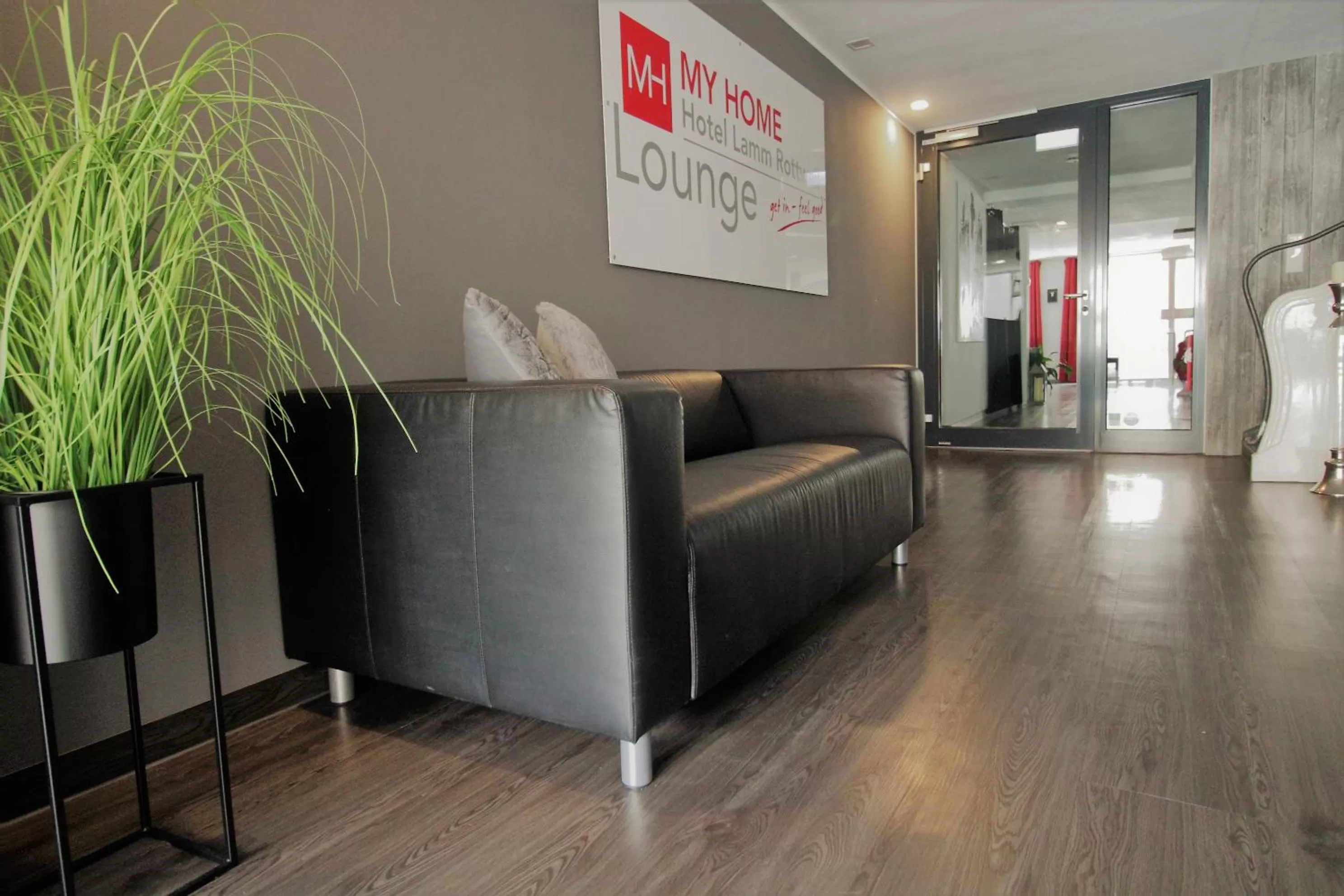 Lobby or reception in MY HOME Hotel Lamm Rottweil "Smart Home"