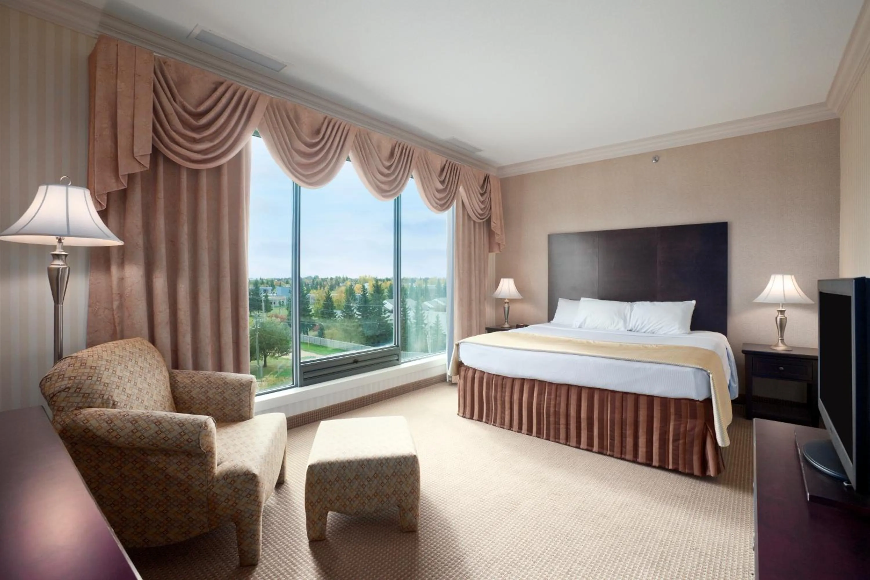 Photo of the whole room in Border Inn & Suites