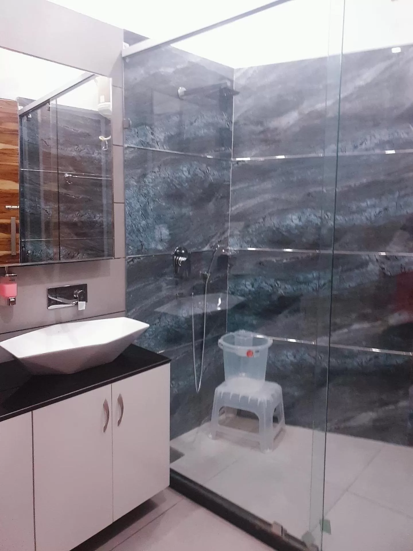 Bathroom in The Park View Hotel