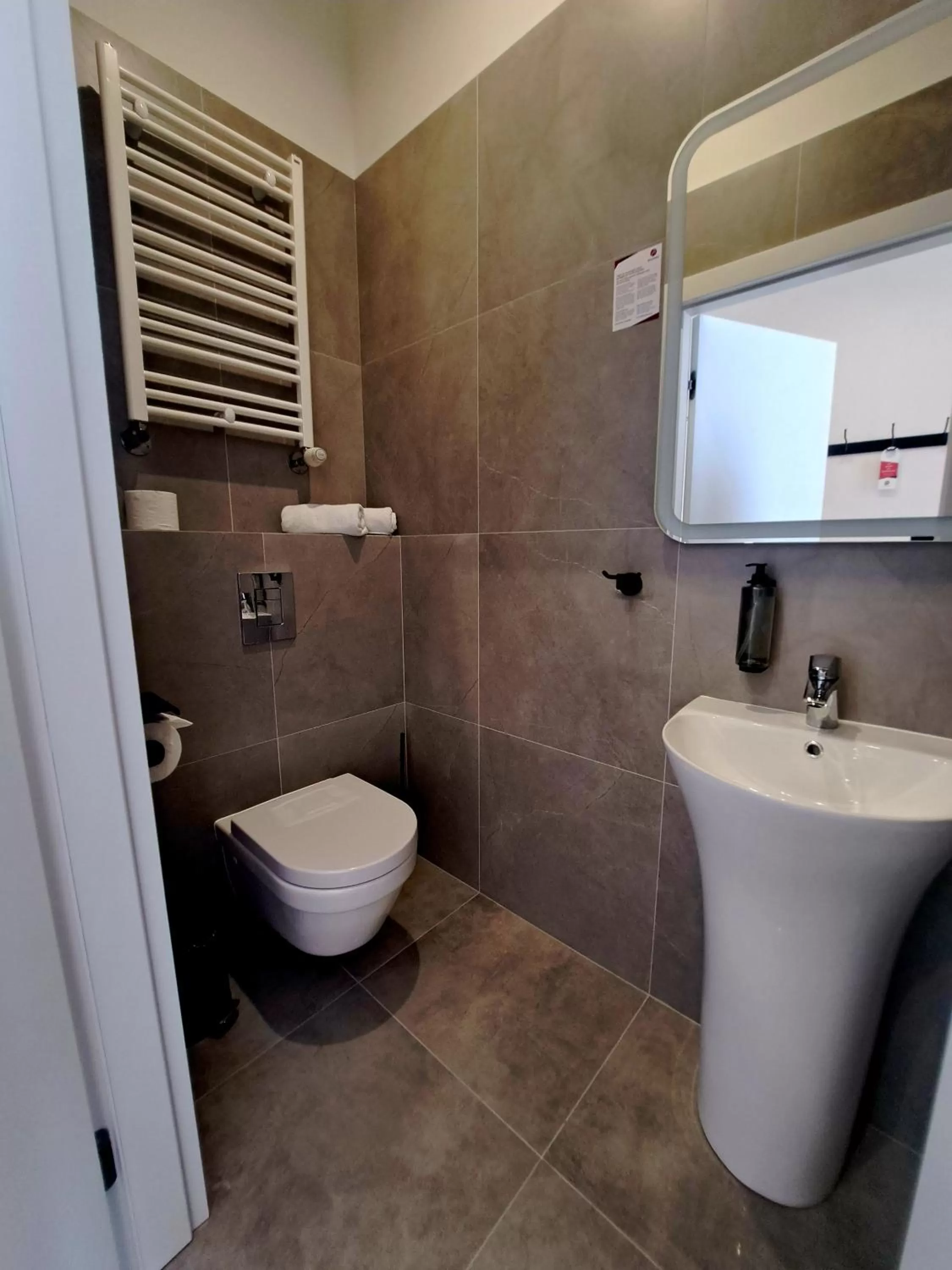 Toilet in Focus Hotel Łódź