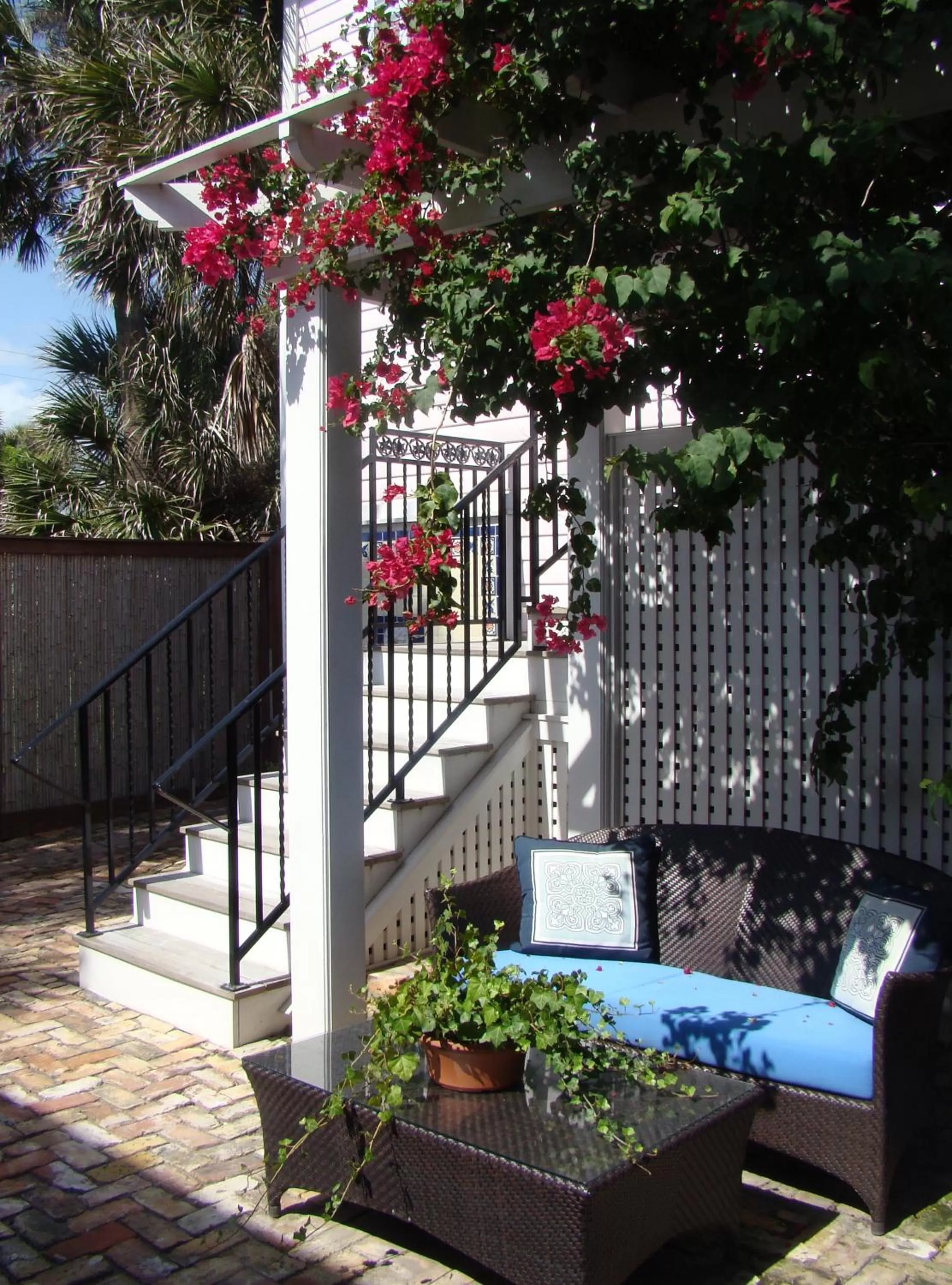 Facade/entrance in Port d'Hiver Bed and Breakfast