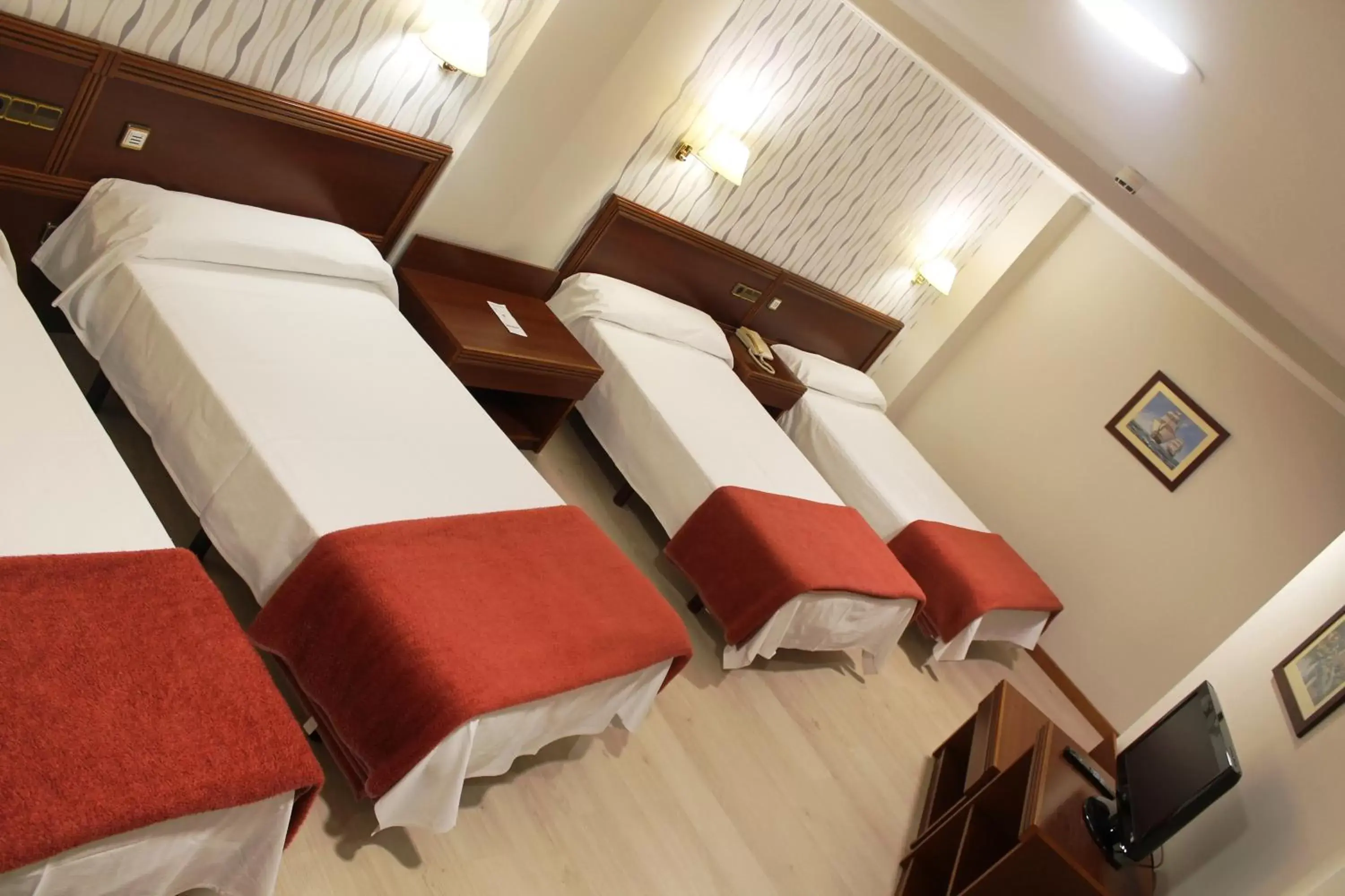 Family Room in Hotel Villa de Marin Family Room in Hotel Villa de Marin