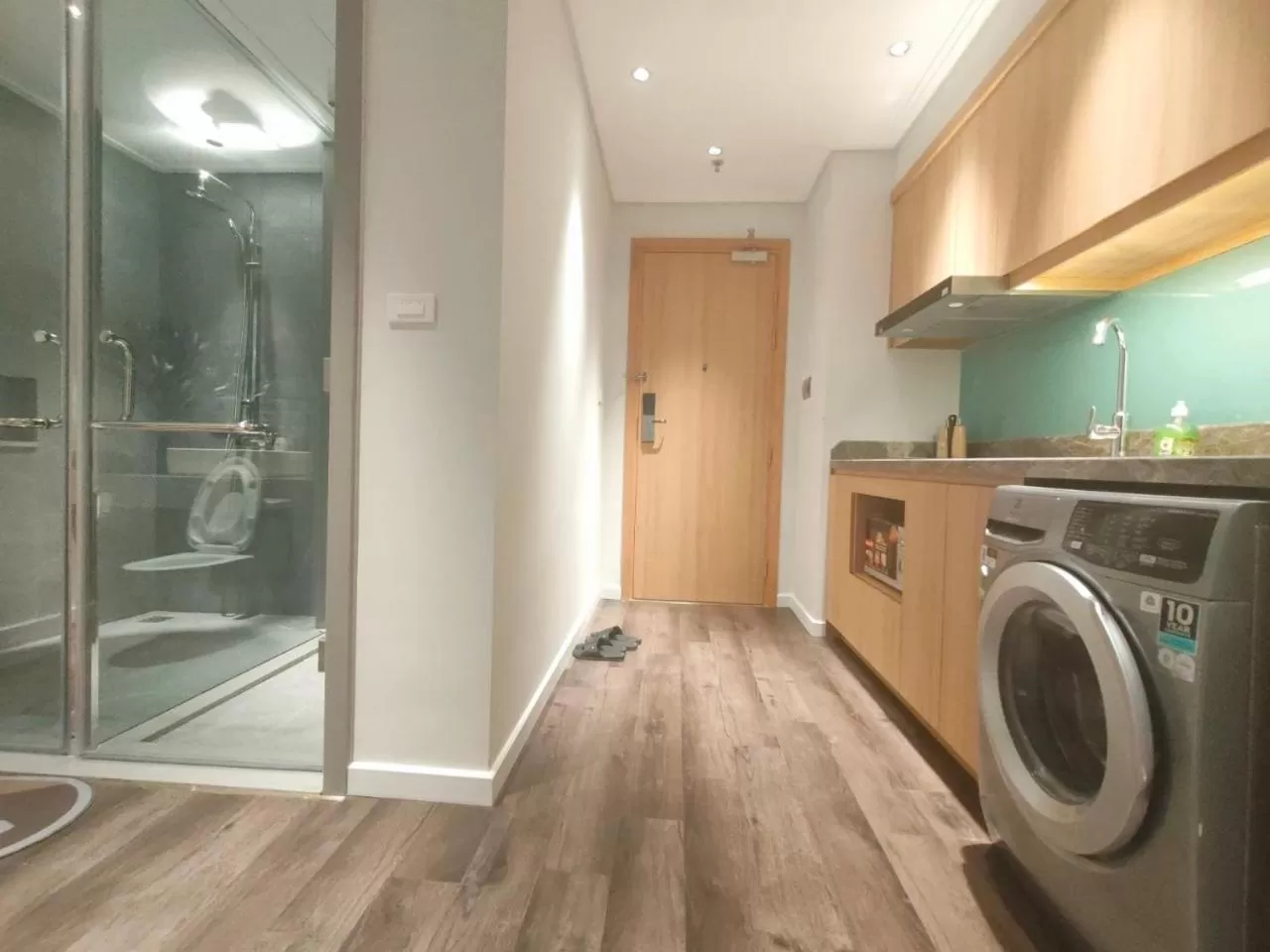 Hong Gia Tue Lake View