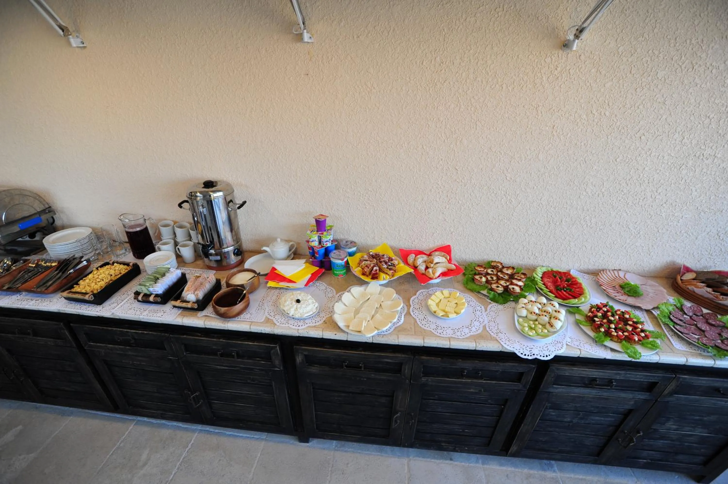 Restaurant/places to eat in Hotel ZP Palace