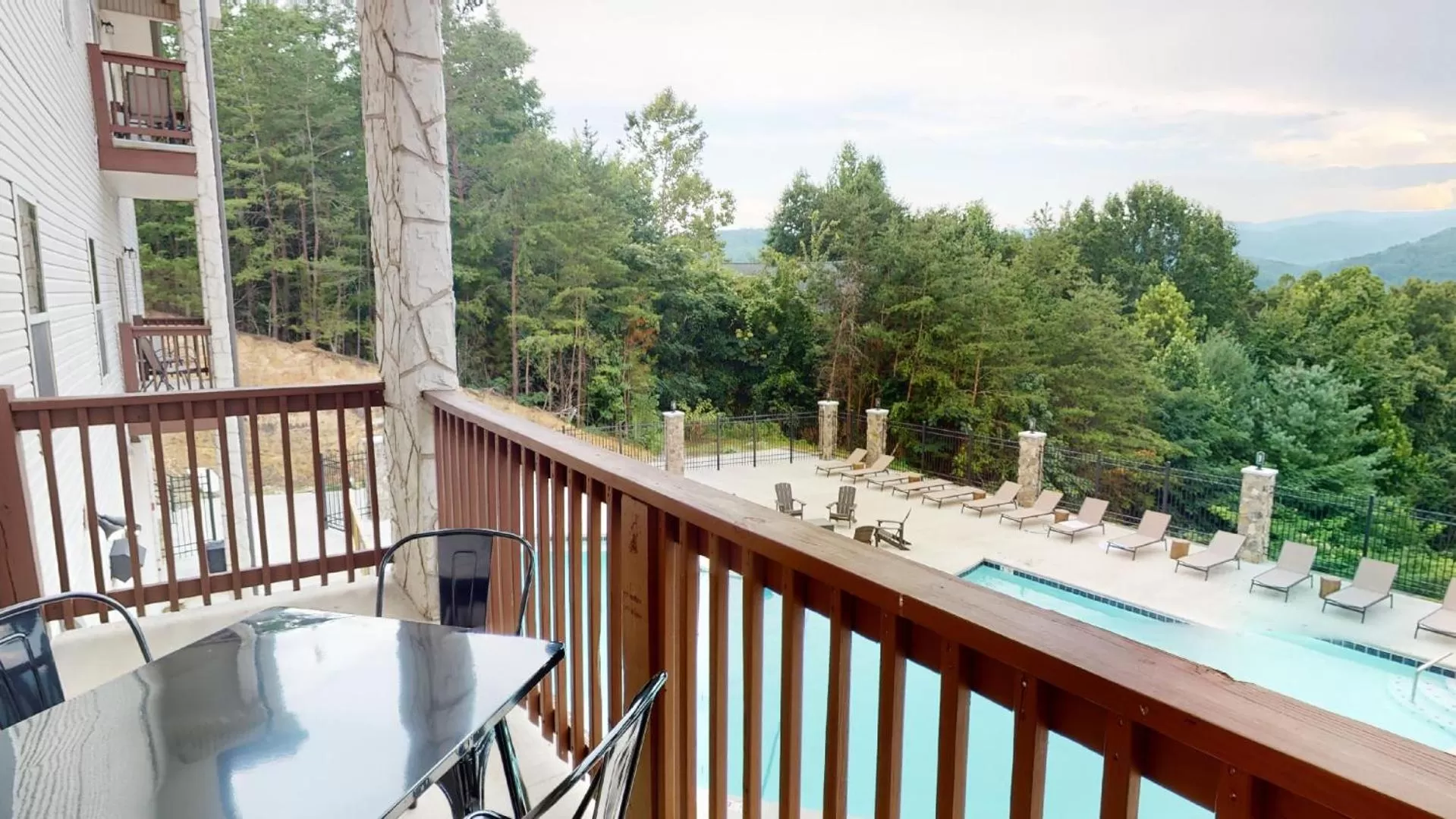 Balcony/Terrace in Viewpoint Condominiums