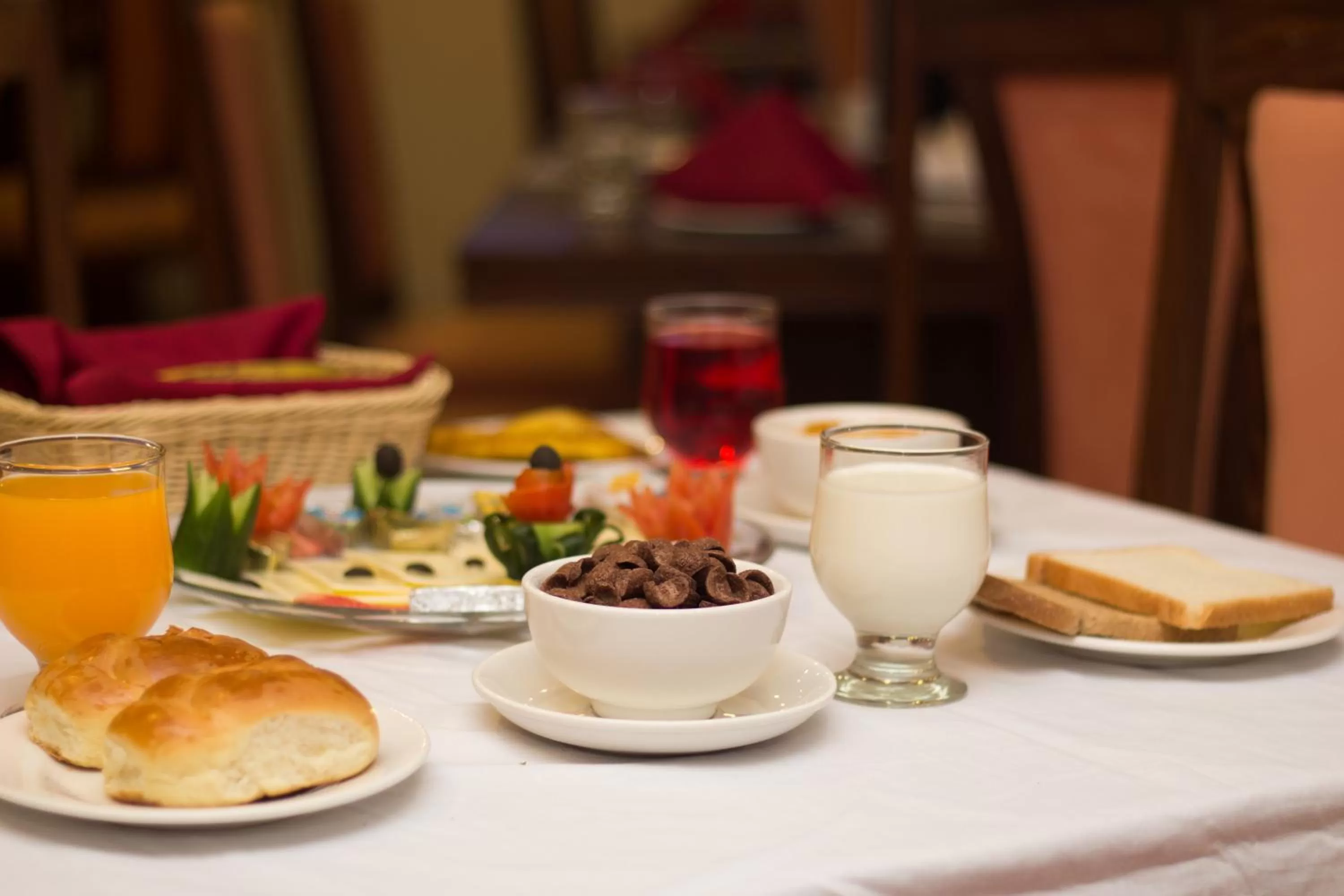 Food and drinks in S Chalet Islamabad