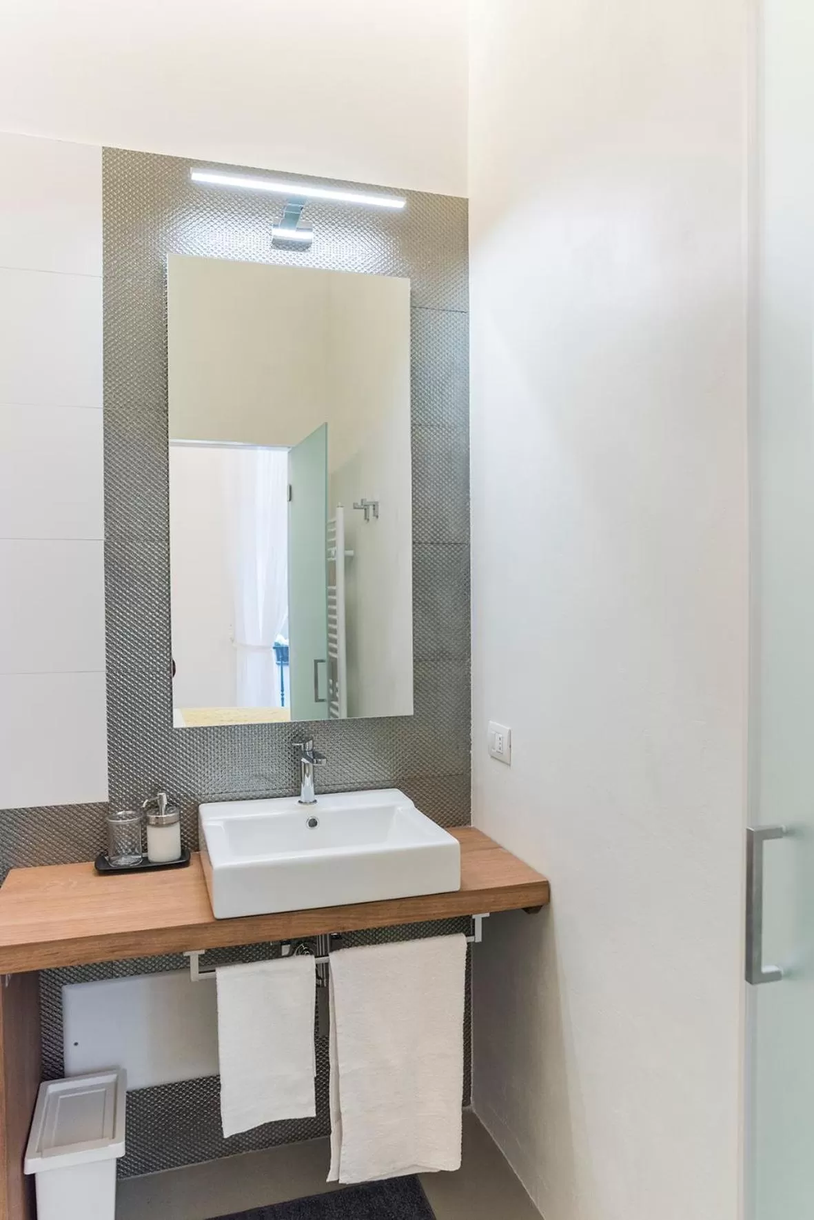 Bathroom in A Misura Duomo Rooms & Apartment - LS Accommodations