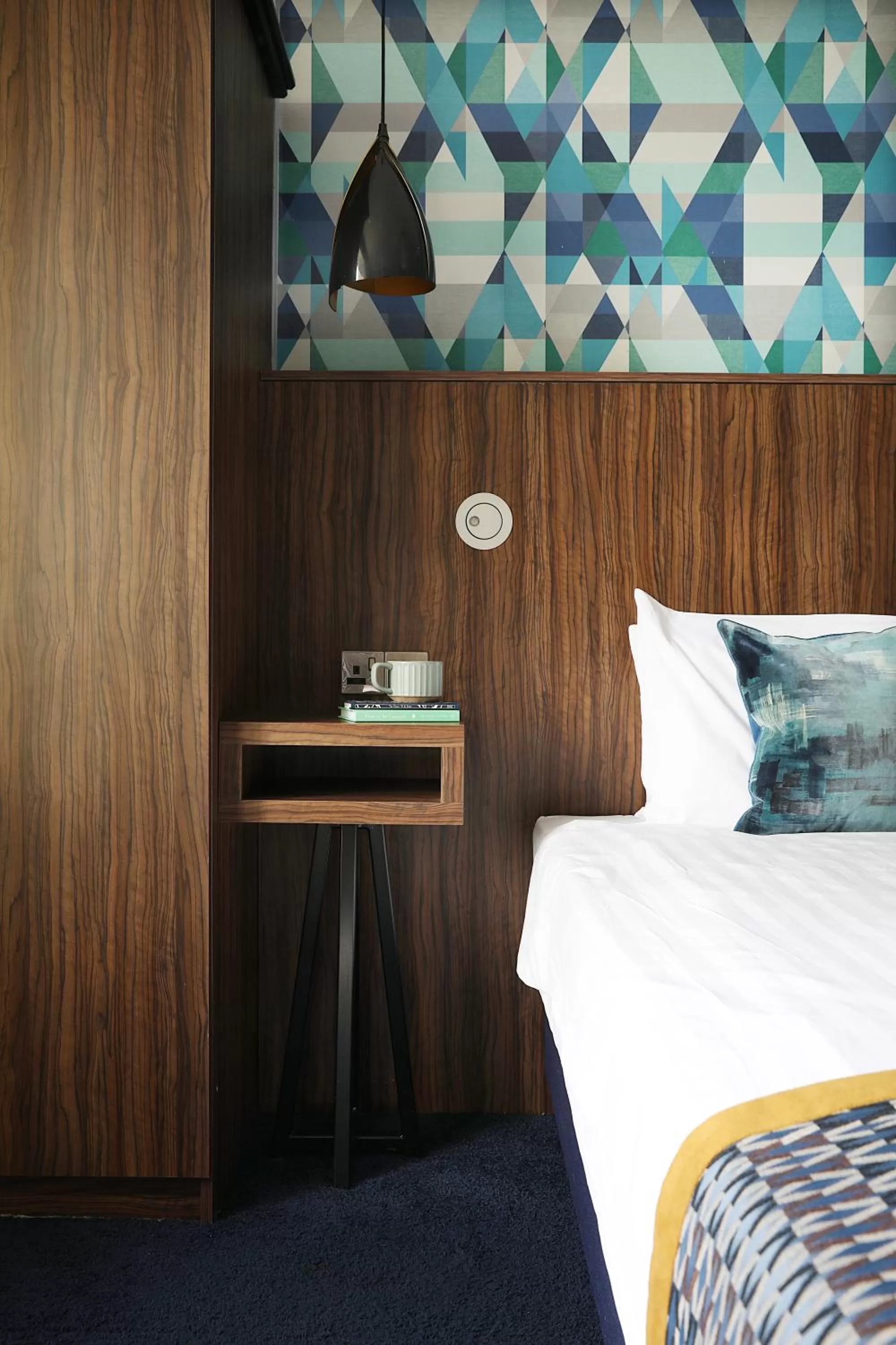 Bed in Cairn Hotel & Apartments