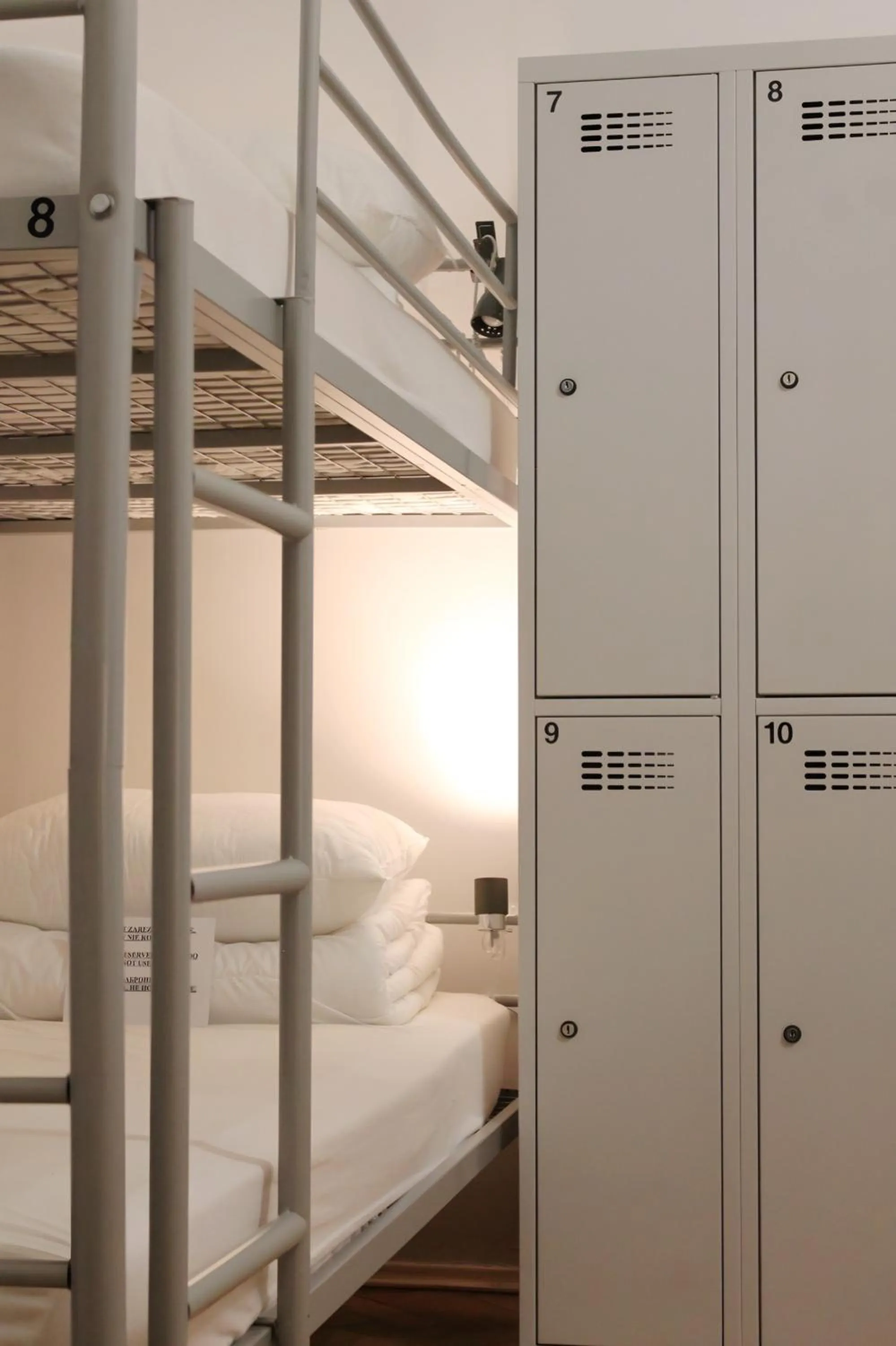 Bed in Warsaw Hostel Centrum Private Rooms & Dorms