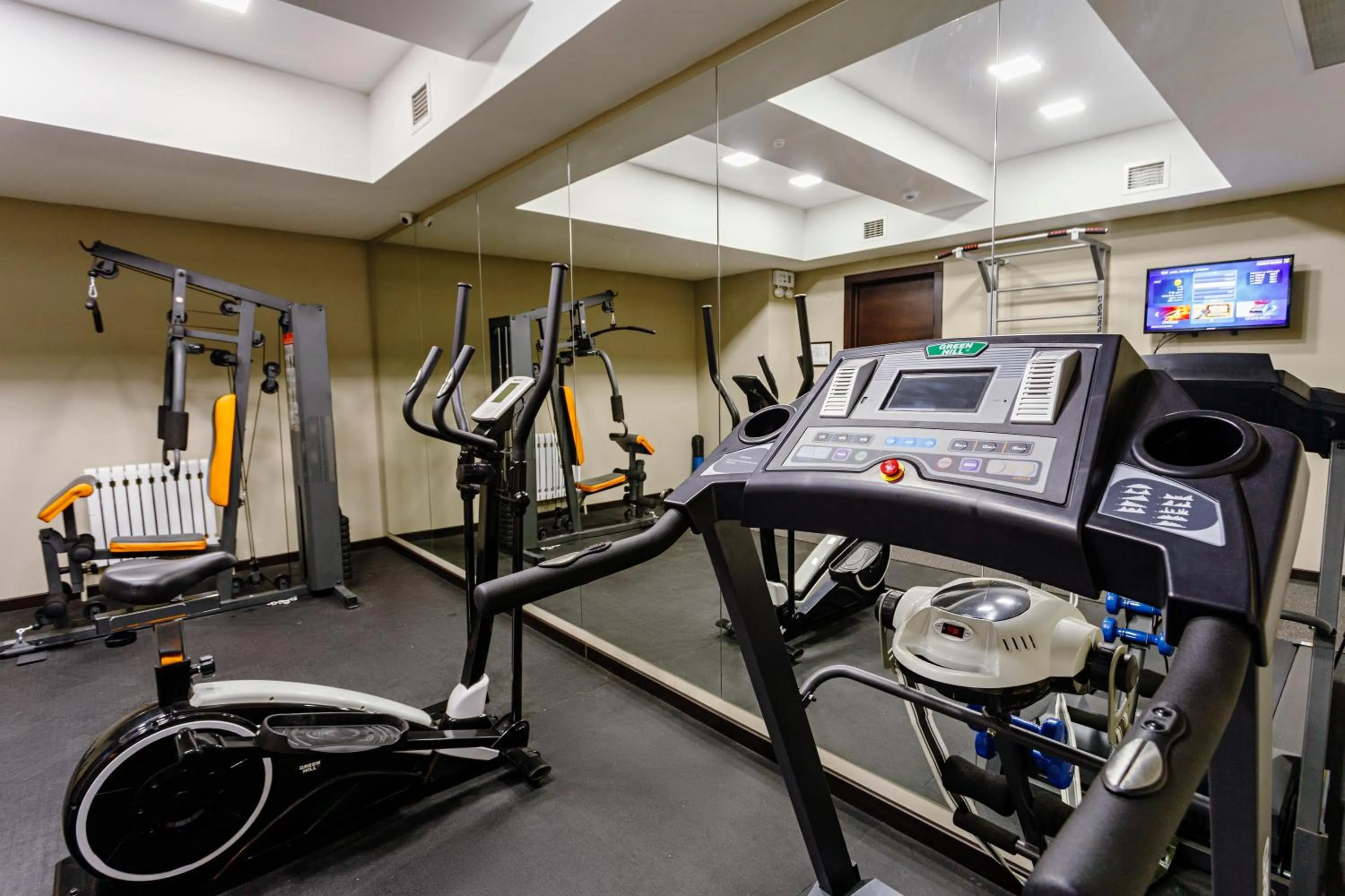 Fitness centre/facilities in Solutel Hotel