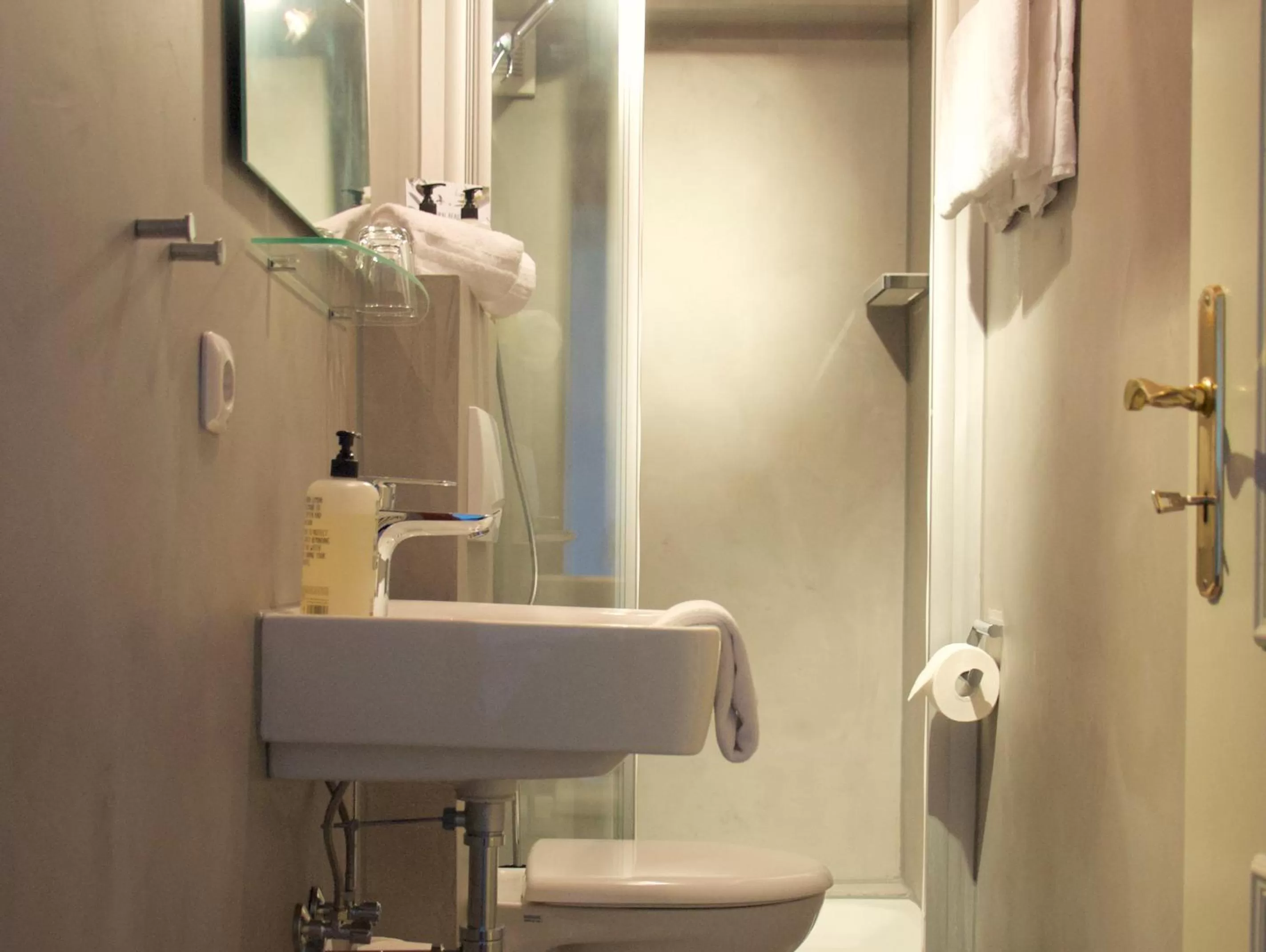 Bathroom in Lieblingsplatz Hotel Strandperle