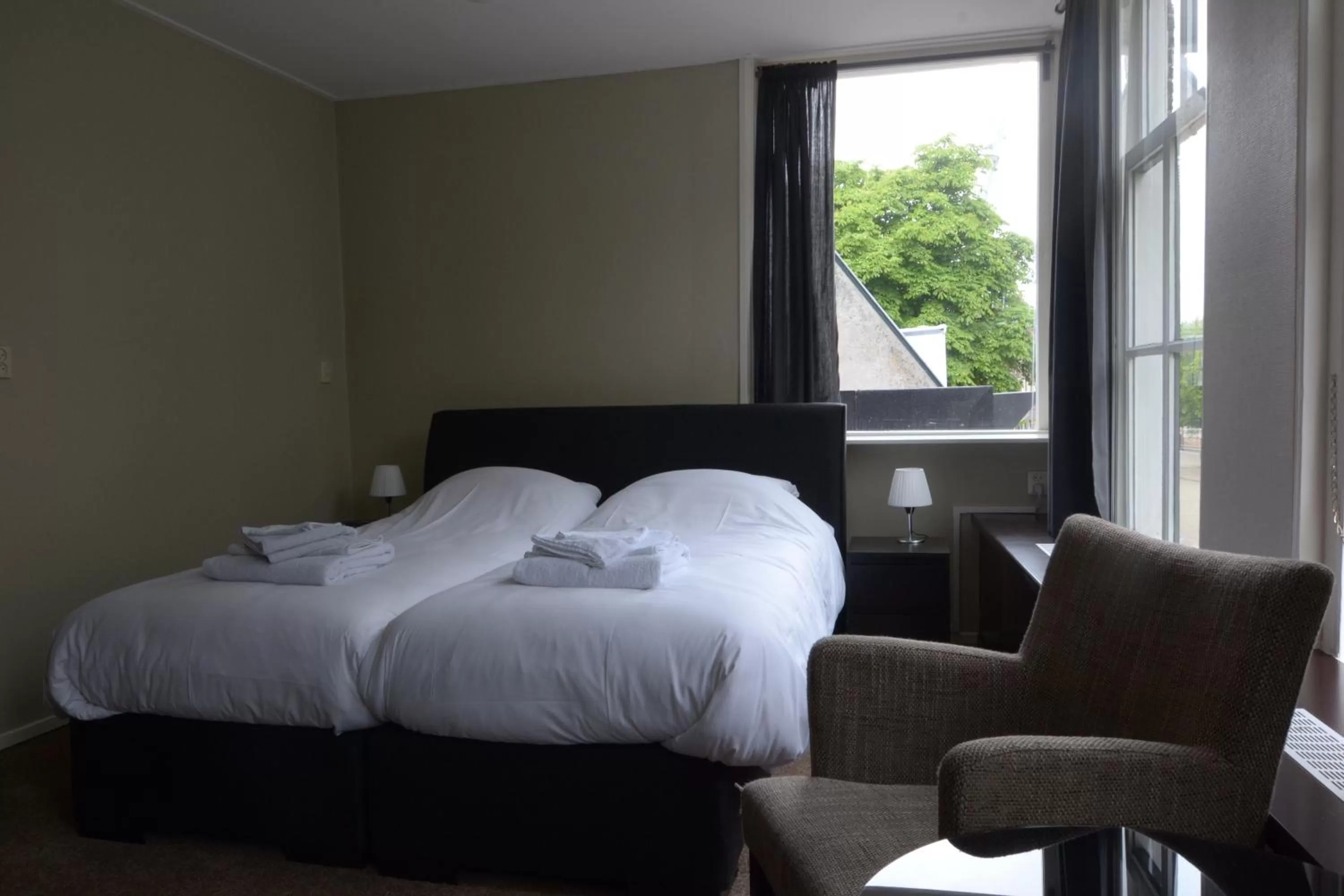 Bed in Hotel Grandcafe De Doelen