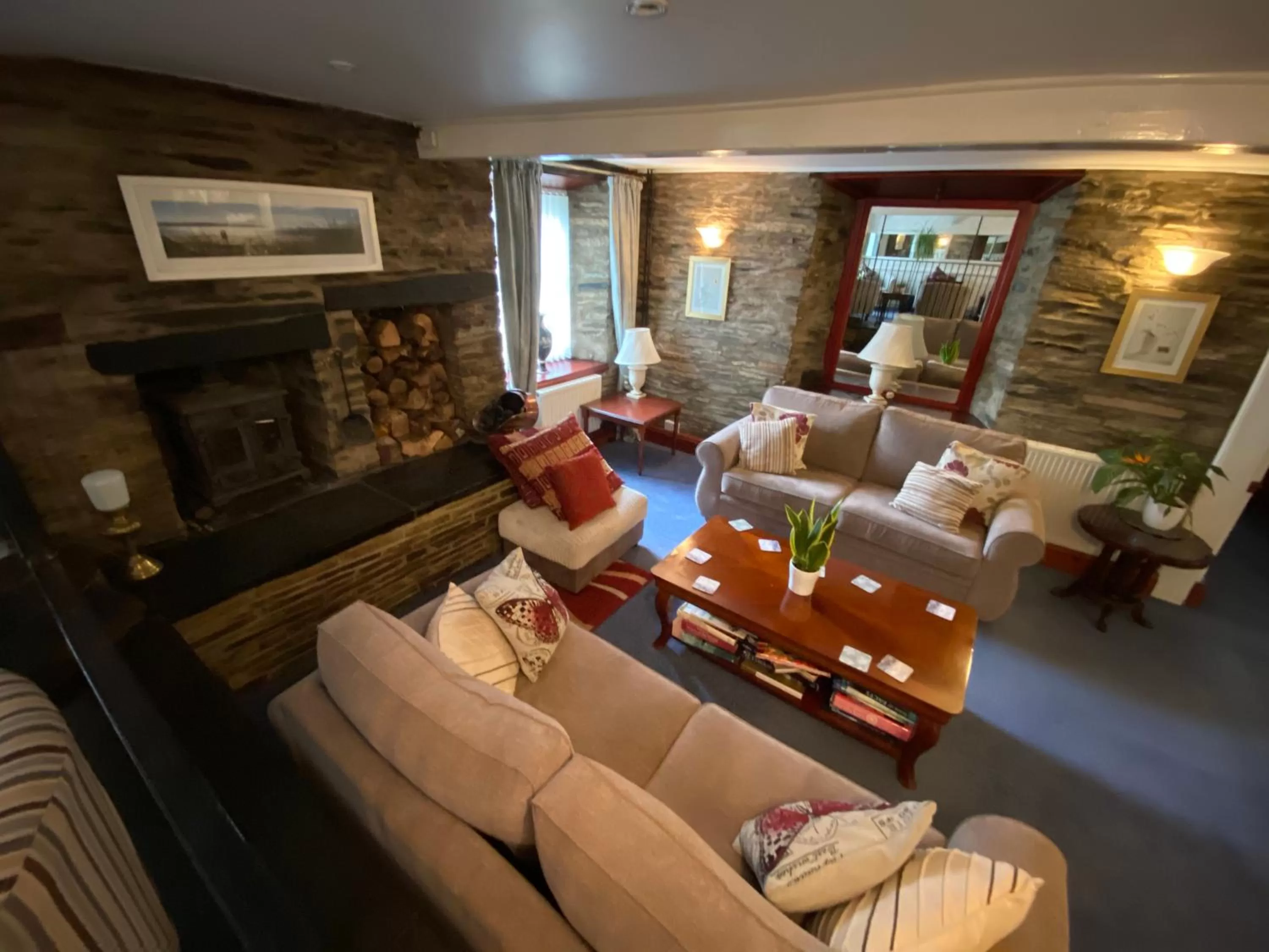 Living room in Flambards Hotel