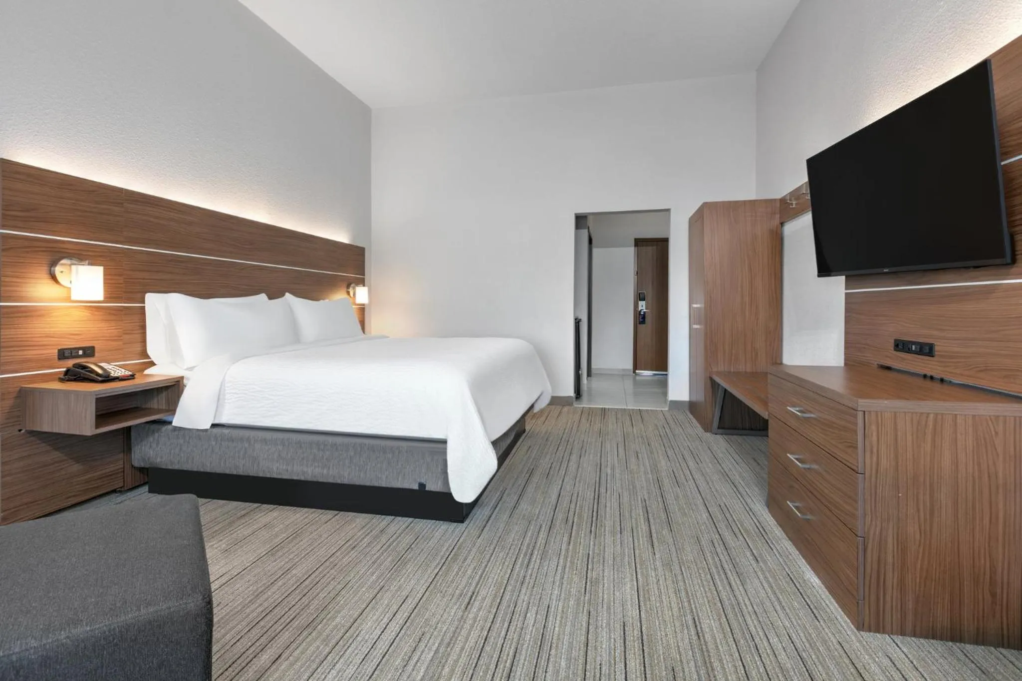 Photo of the whole room, Bed in Holiday Inn Express - San Antonio East I-10 by IHG