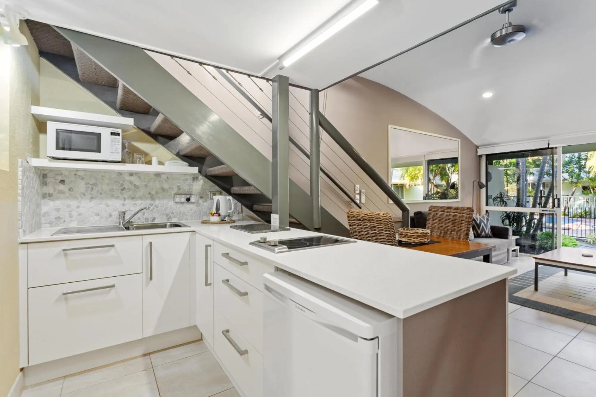 Kitchen or kitchenette in Caribbean Noosa