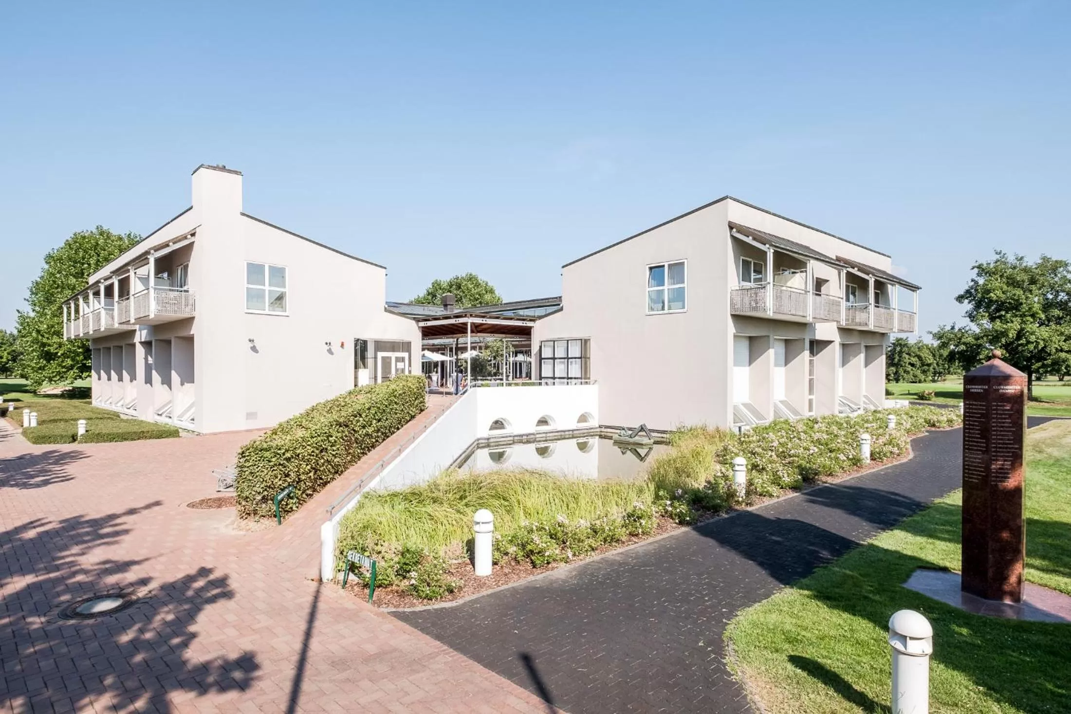 Facade/entrance in Golfhotel & Restaurant Lindenhof