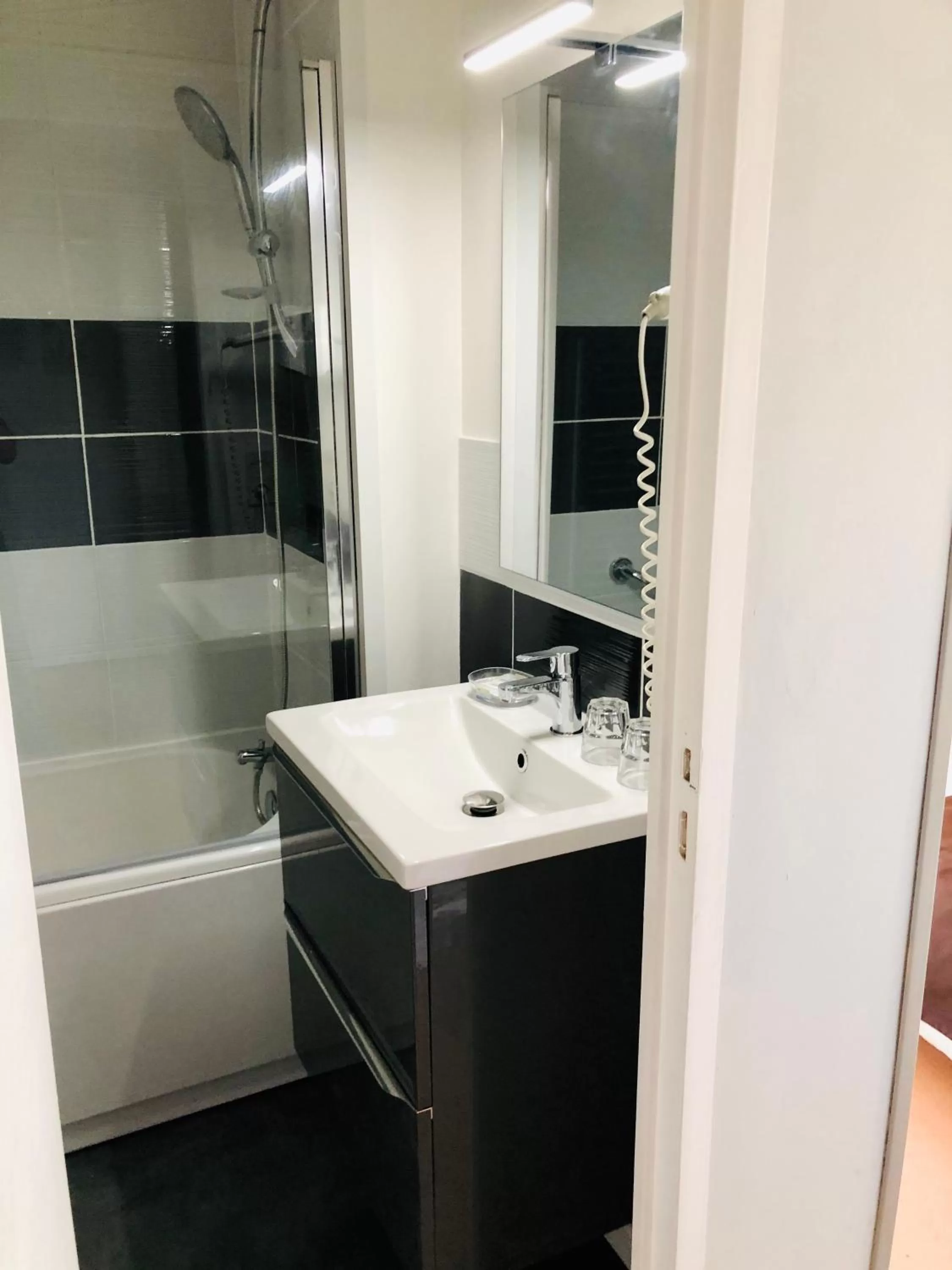 Shower in Le Cheval Blanc