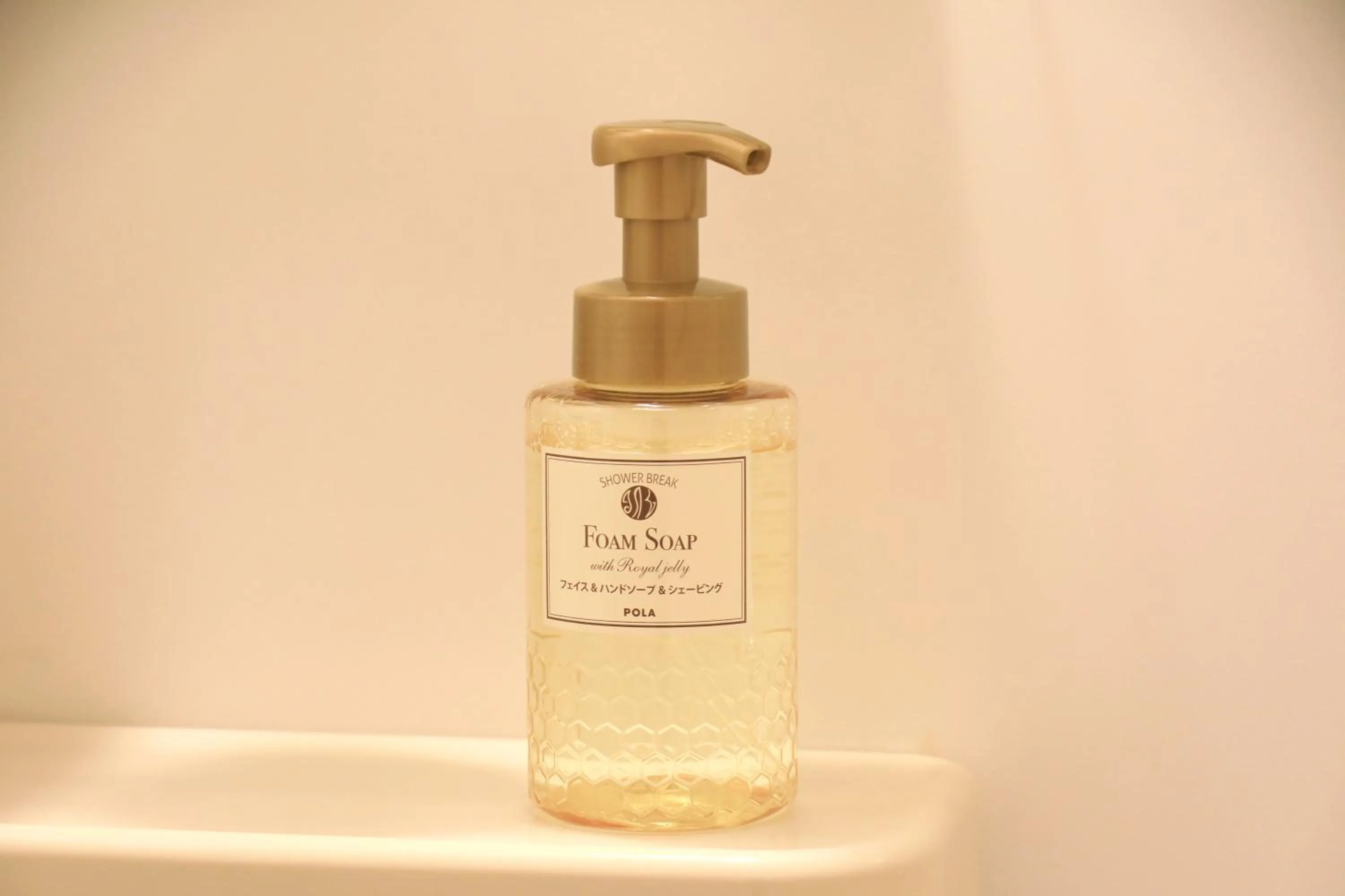 Photo of the whole room in Hotel Famy Inn Kinshicho