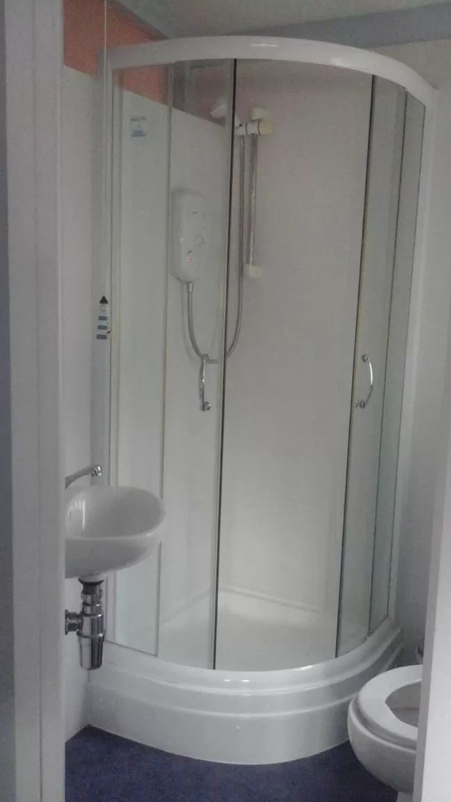 Shower, Bathroom in The Mariner Guest House