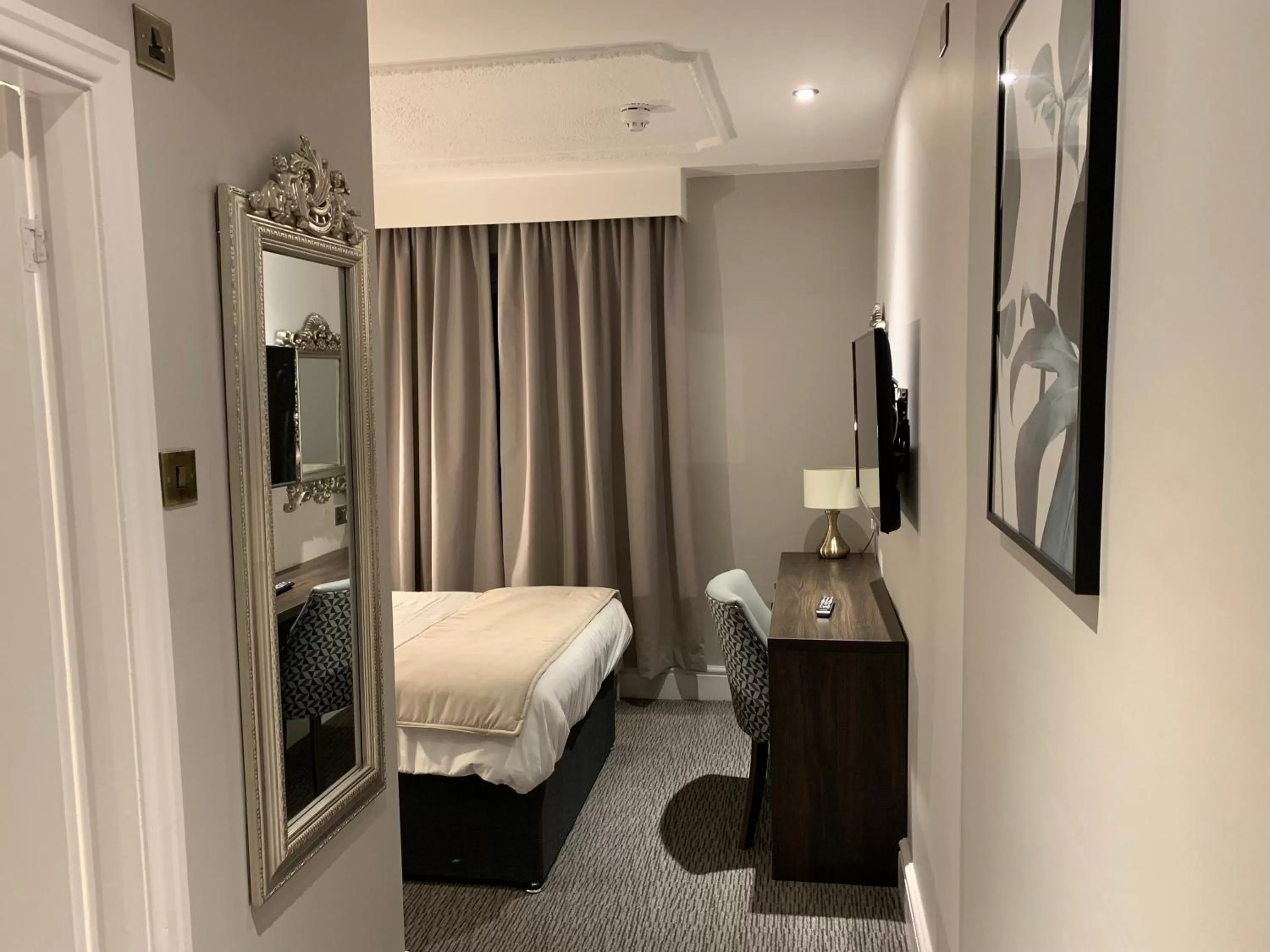 Bed in Trafford Hall Hotel Manchester, Trademark Collection by Wyndham