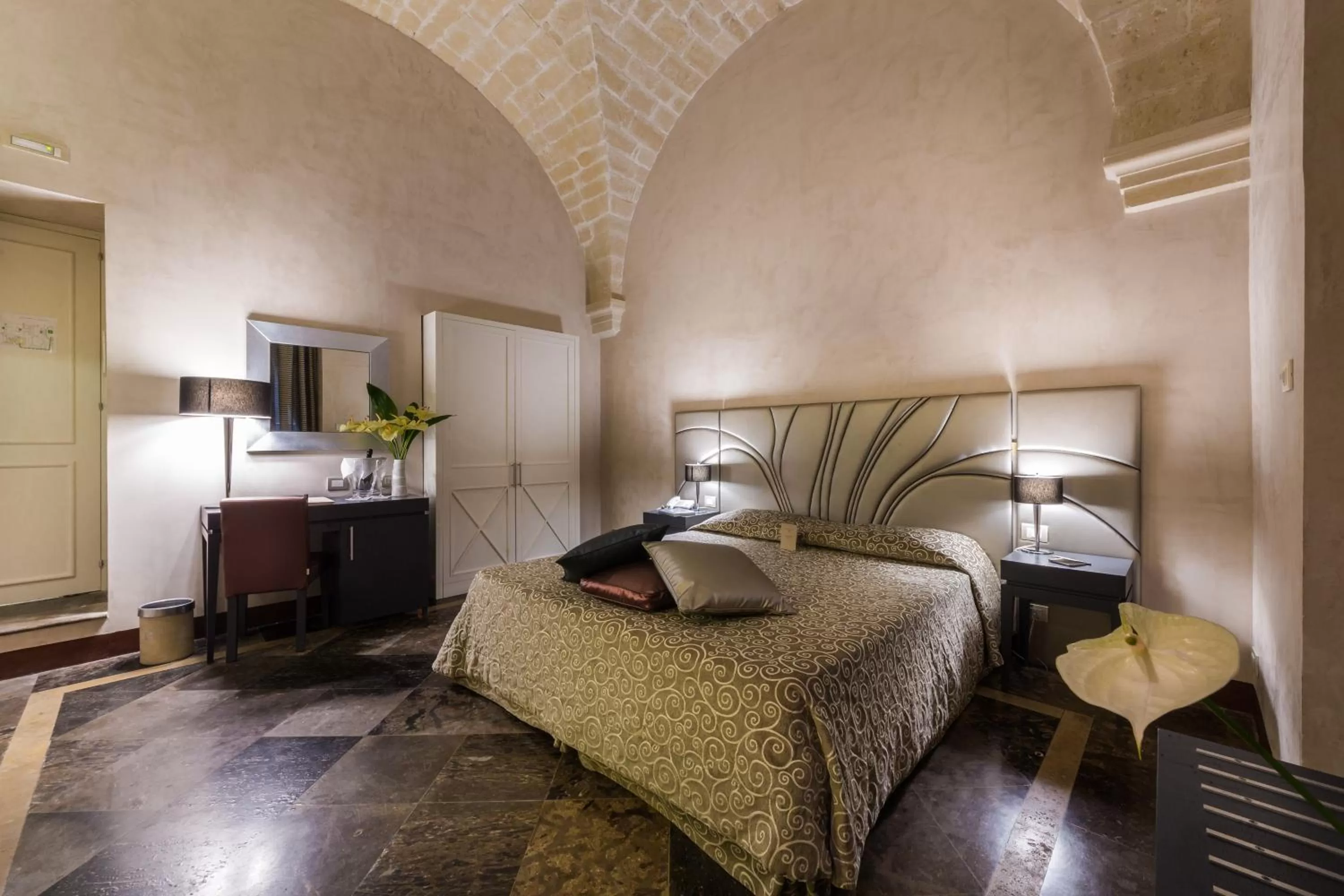 Standard Double Room in De Stefano Palace Luxury Hotel