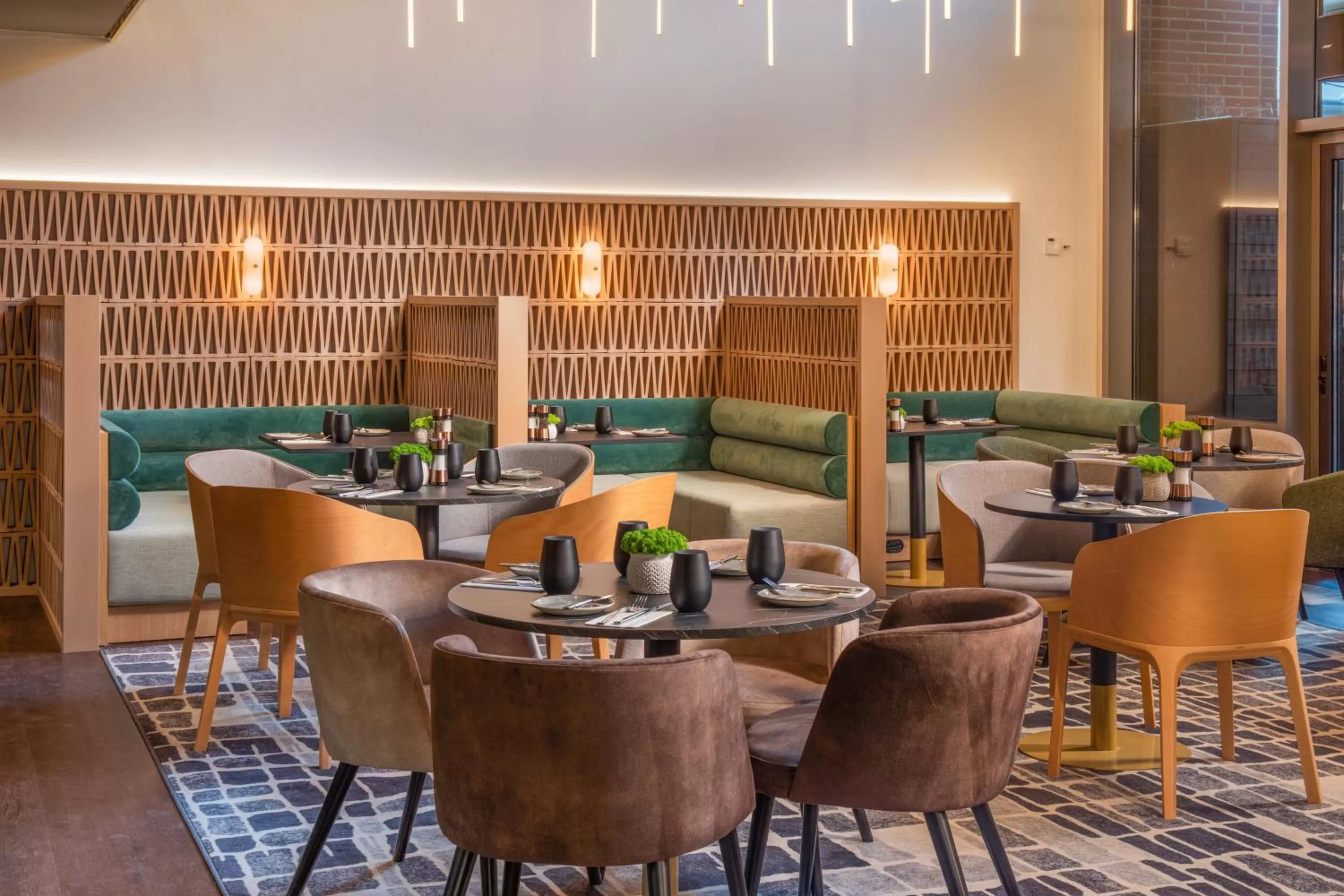 Coffee/tea facilities in Crowne Plaza Budapest by IHG