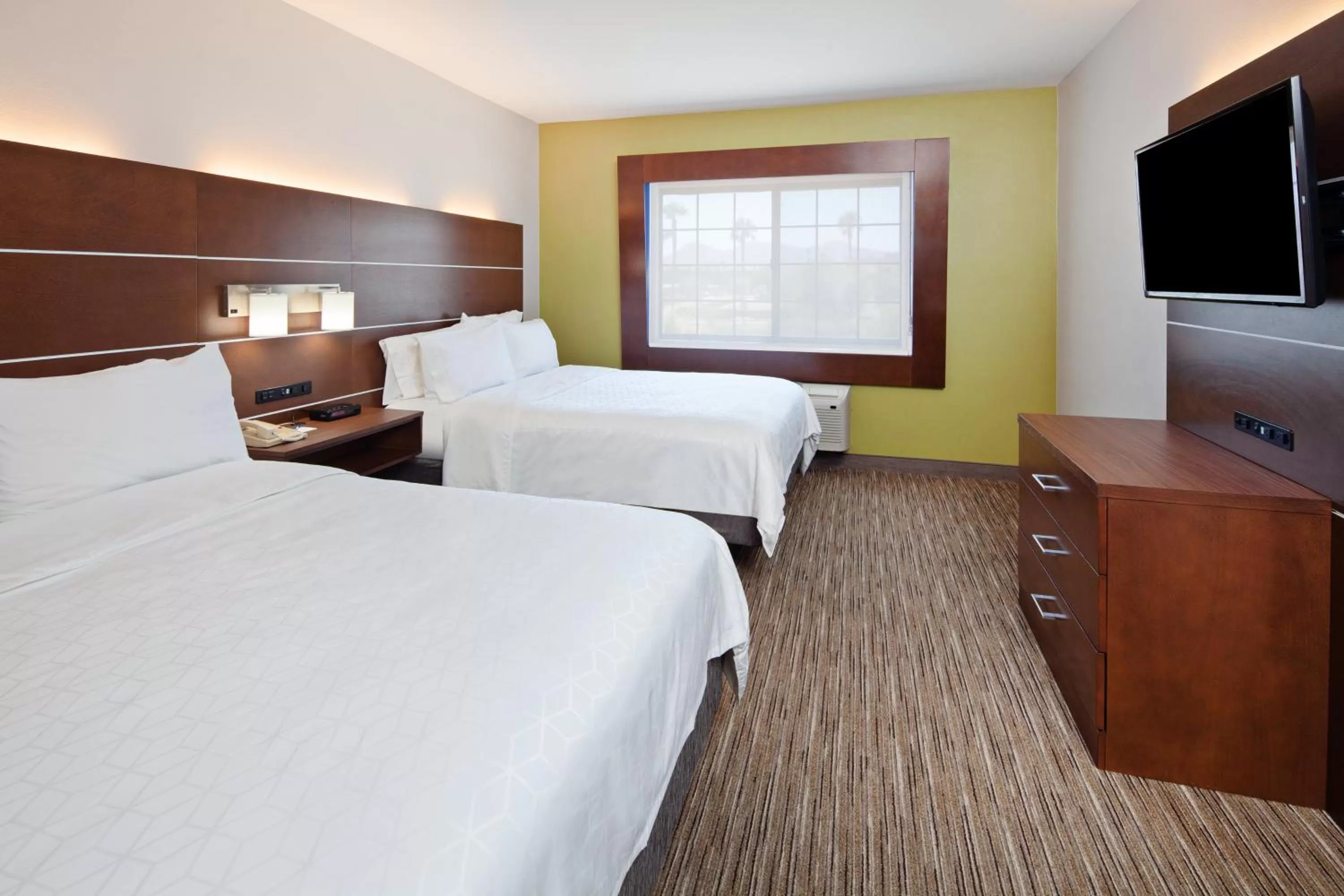Photo of the whole room, Bed in Holiday Inn Express & Suites Rancho Mirage - Palm Spgs Area by IHG
