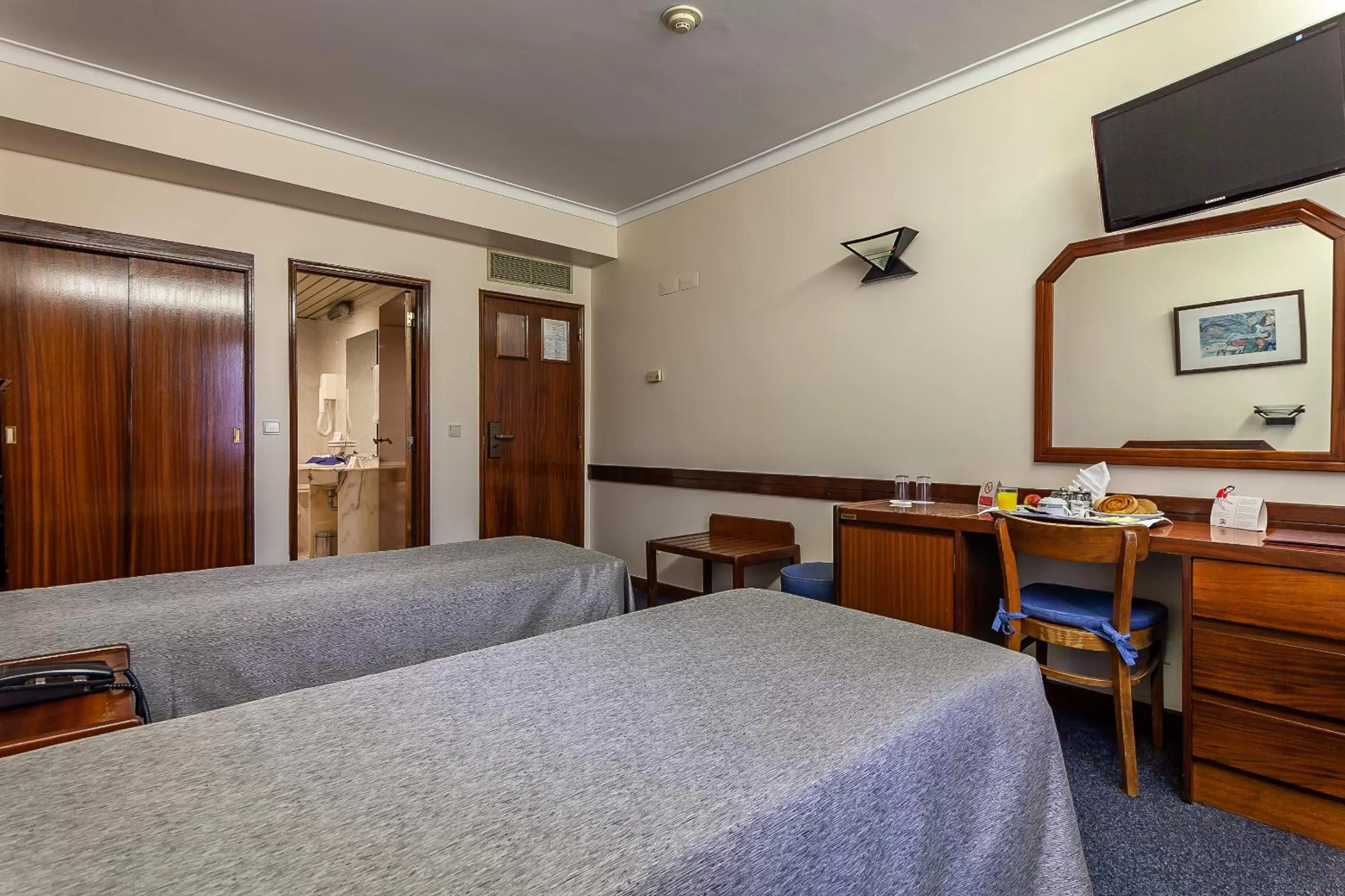 Bedroom, Bed in Hotel Nacional
