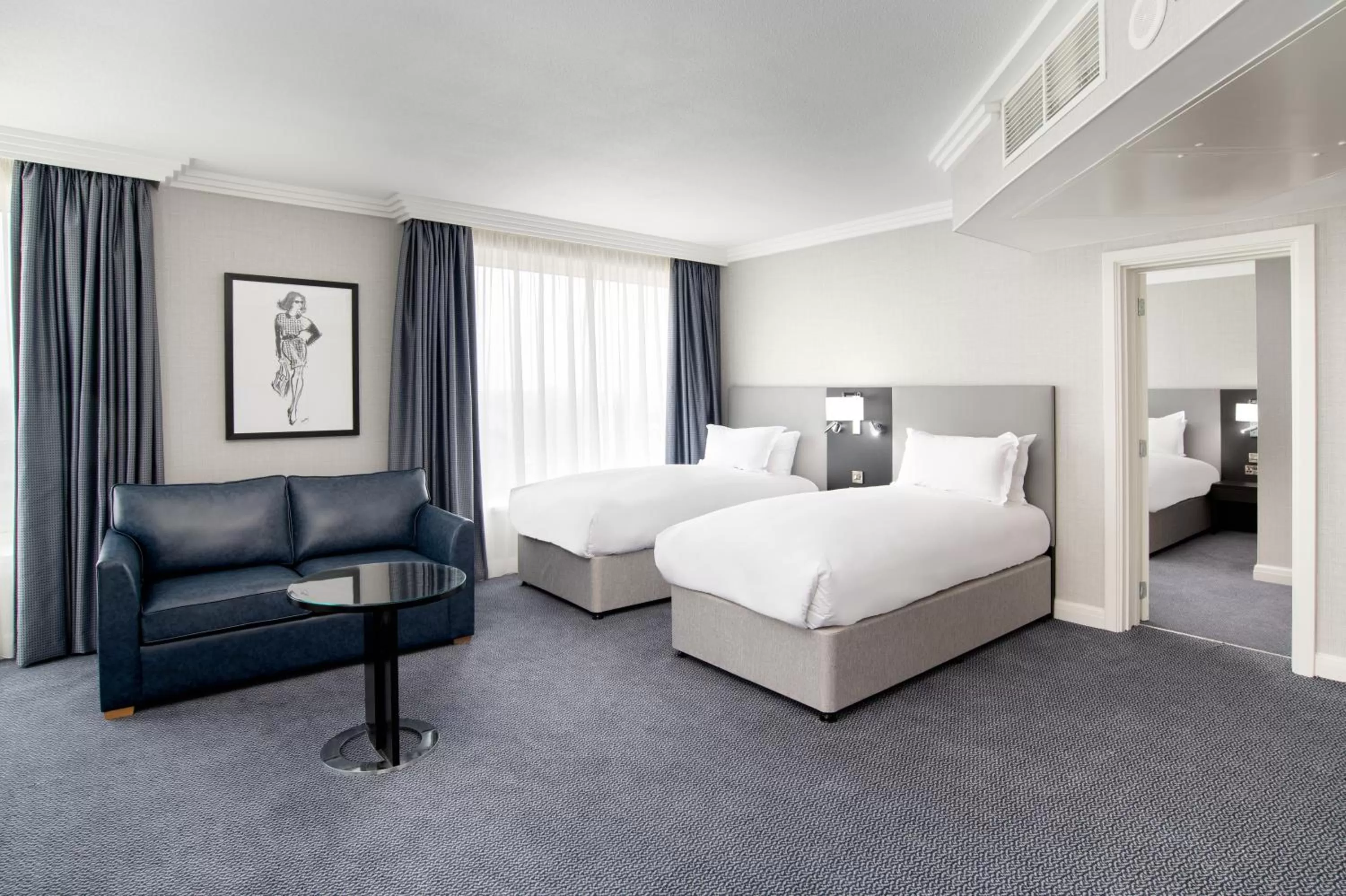 Bedroom, Bed in Sofitel London Gatwick