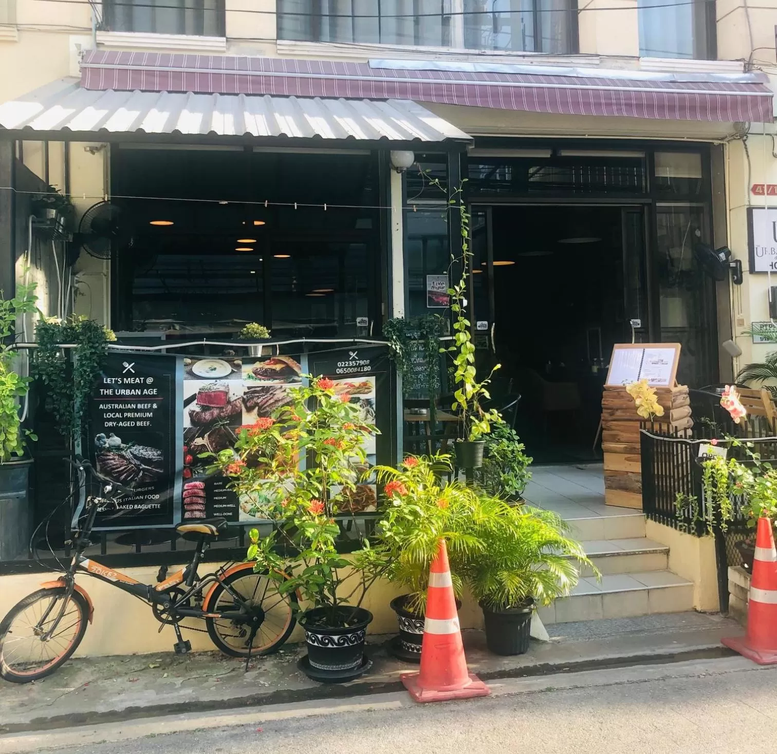 Property building in The Urban Age DeLuxe