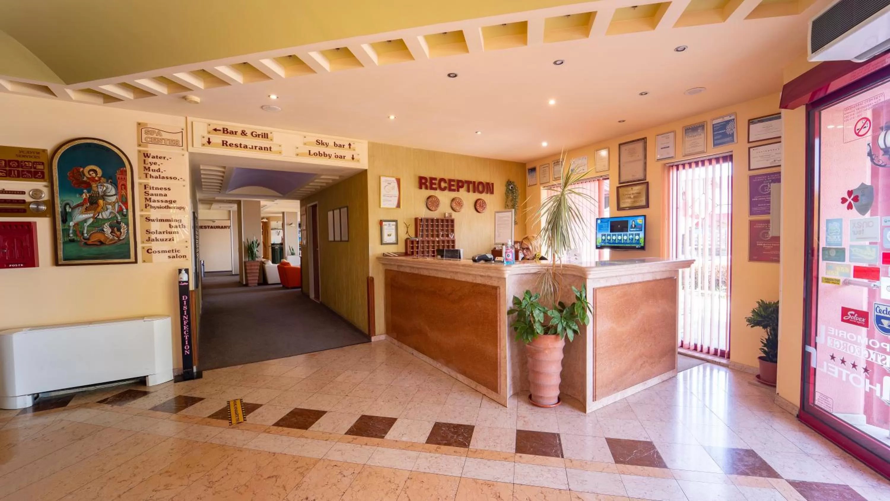 Lobby or reception in Saint George Hotel & Medical Spa