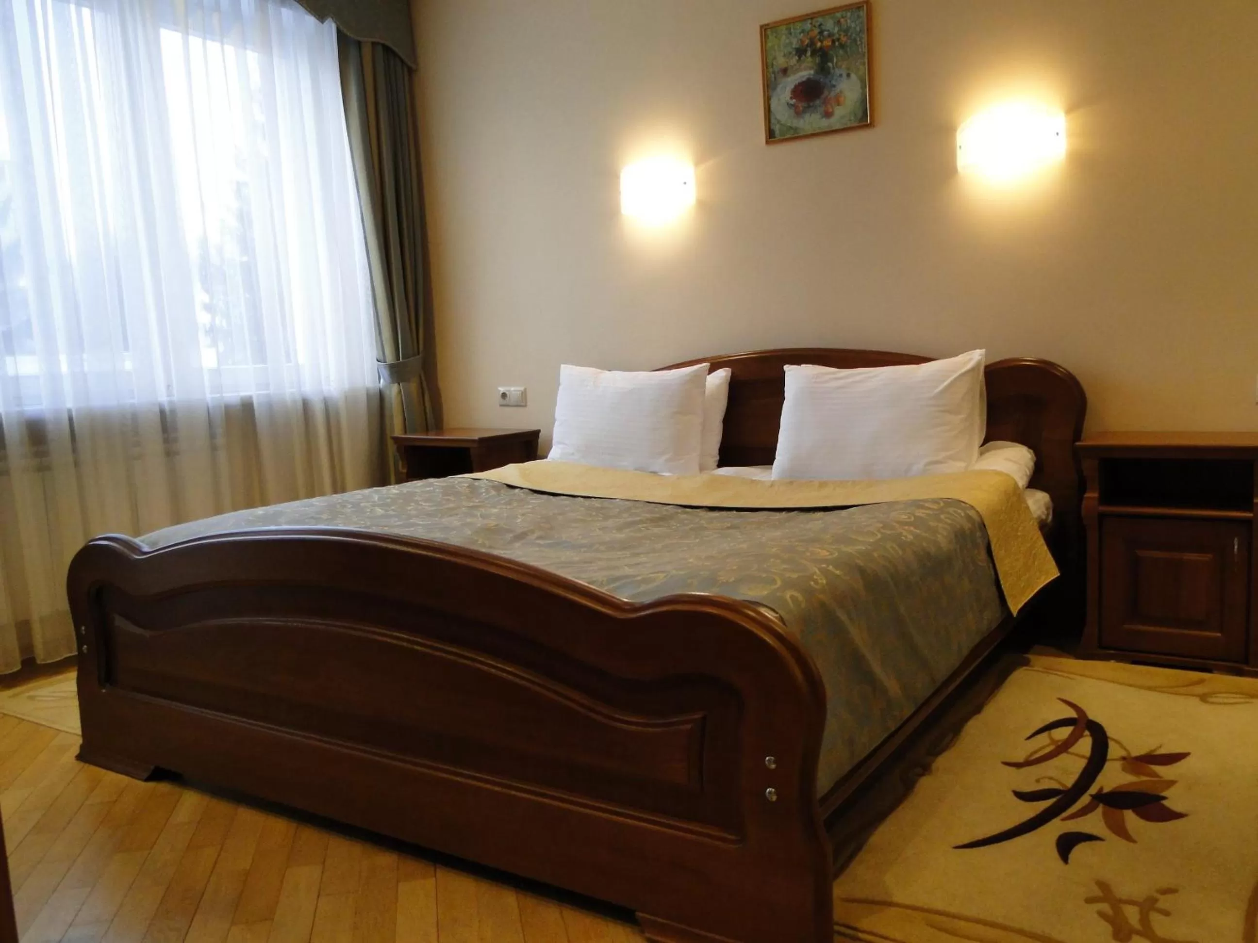 Day, Bed in Red Stone