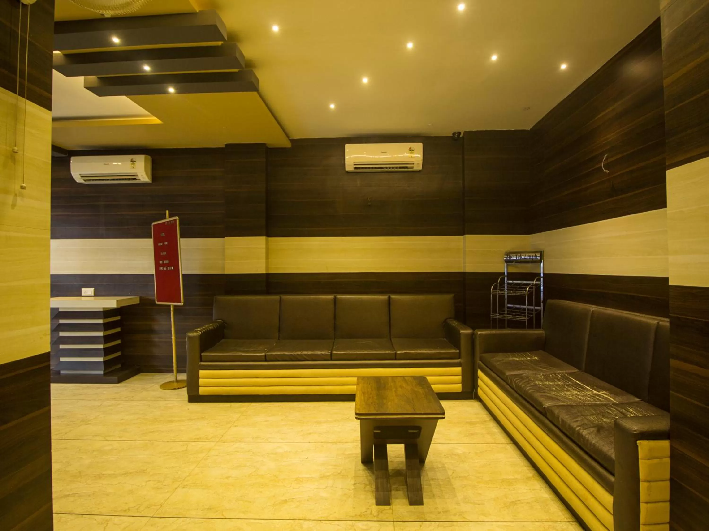 Lobby or reception in Hotel Mount View, Siliguri