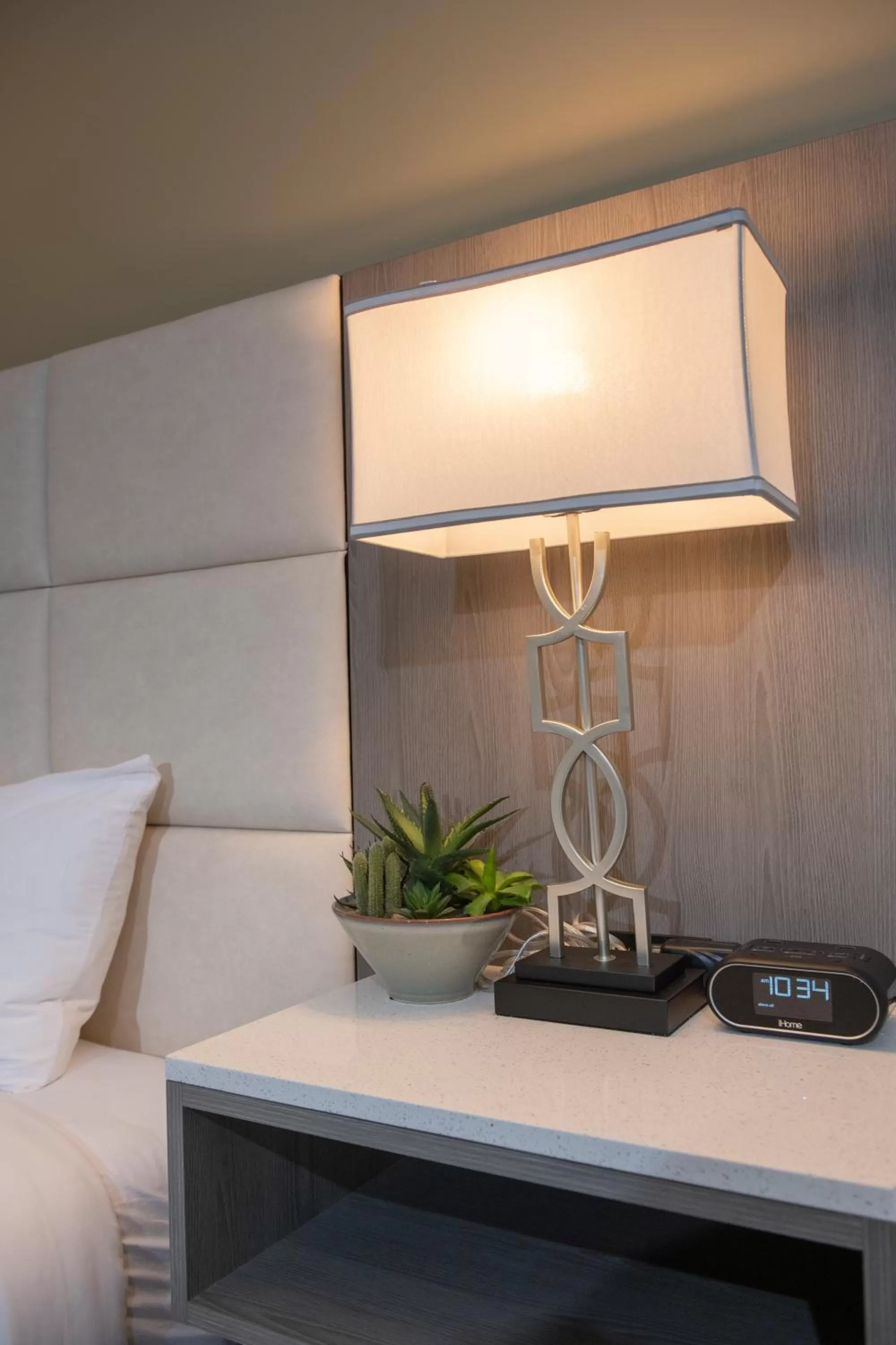 Bed in Apache Gold Resort Hotel & Casino