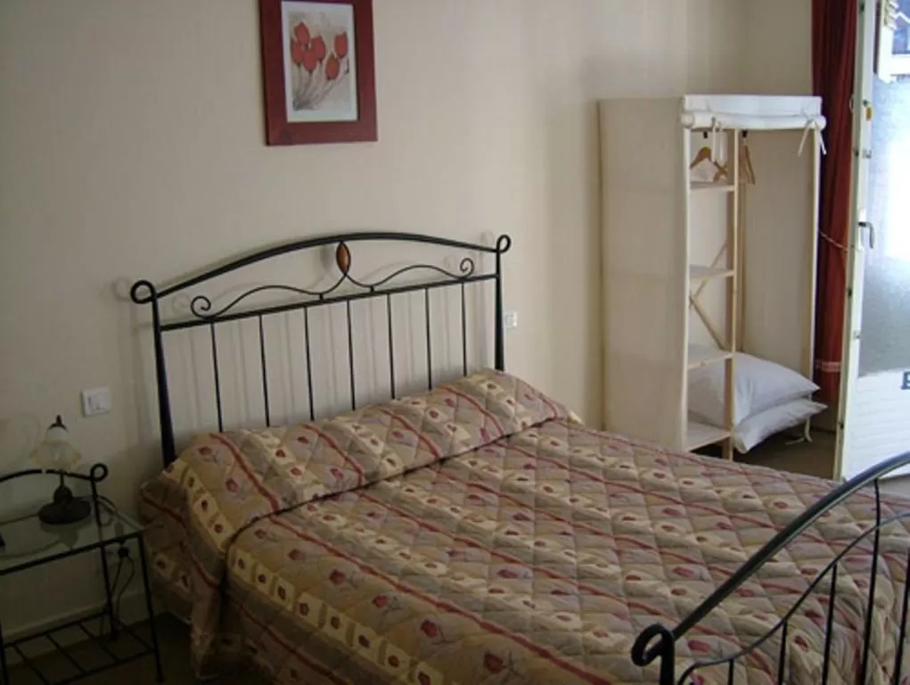 Bed in Au Bon Laboureur