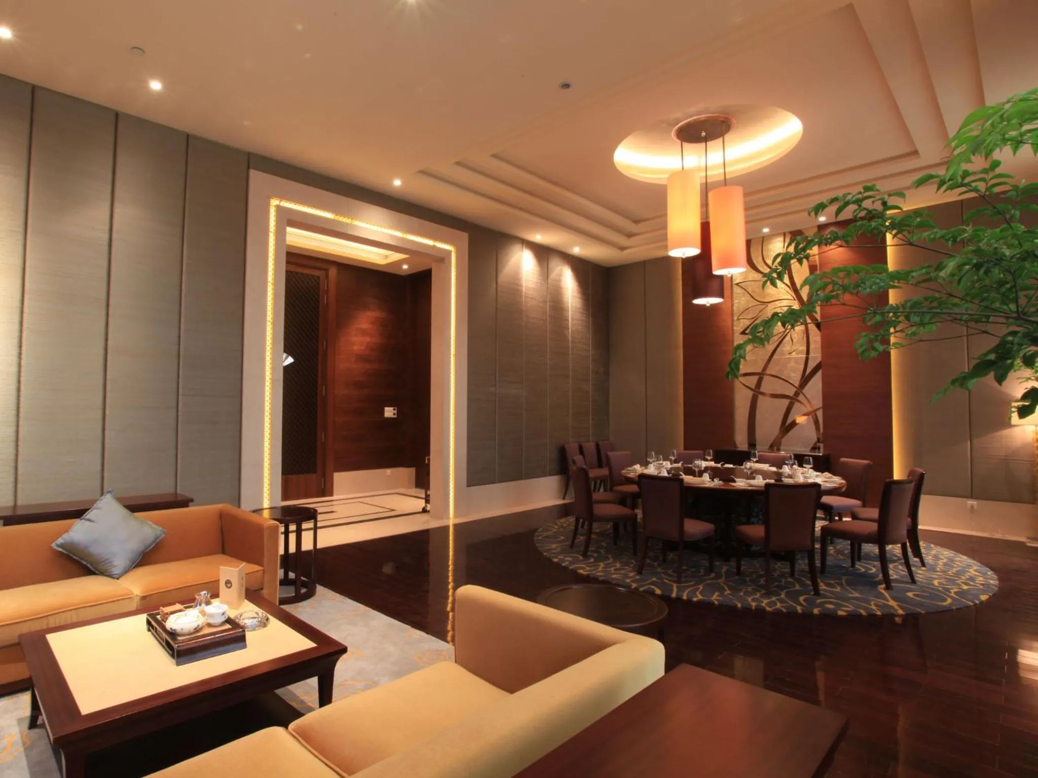 Restaurant/places to eat in HJ International Hotel