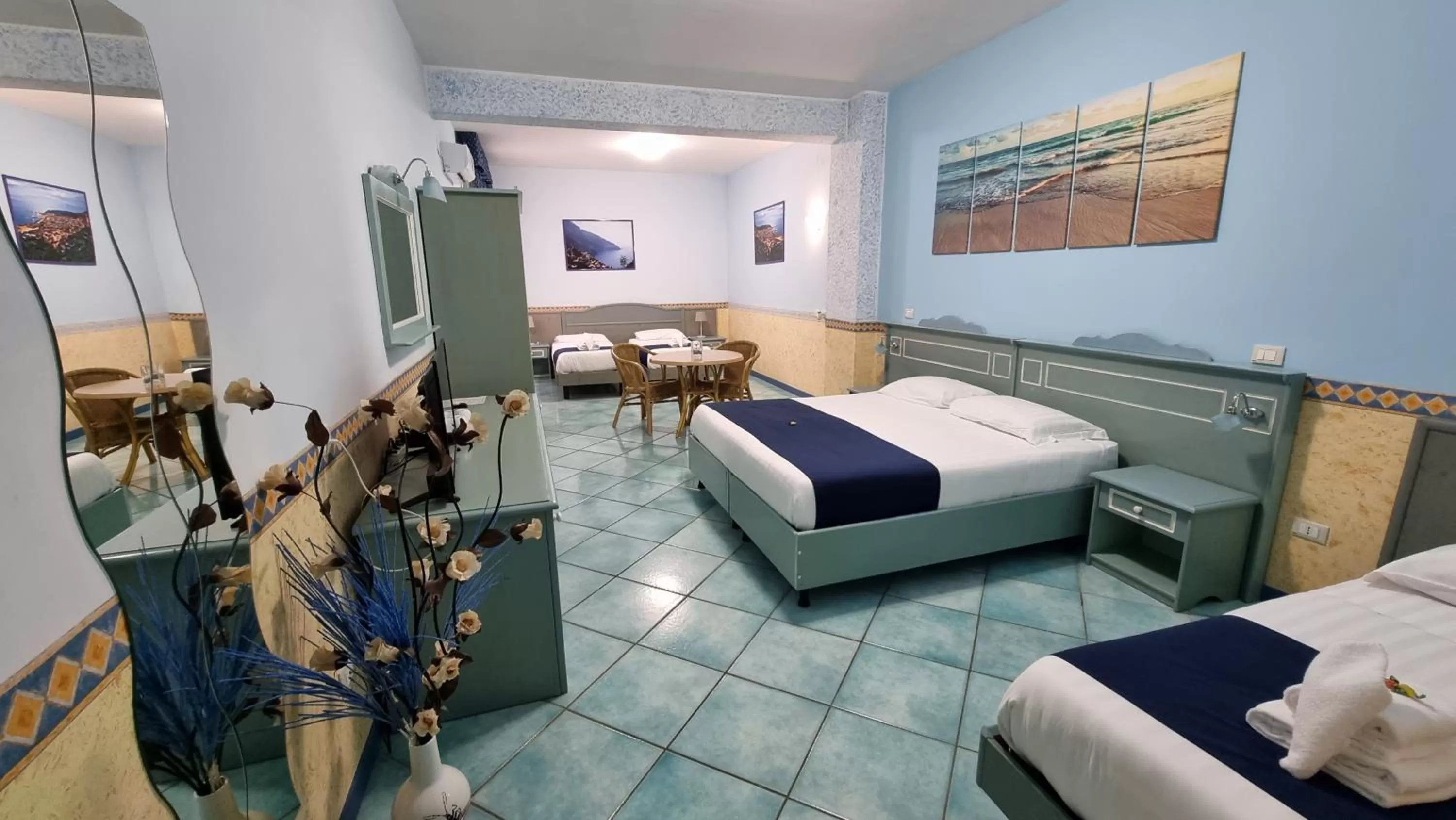 Photo of the whole room, Bed in Hotel Centro Congressi Polo Nautico