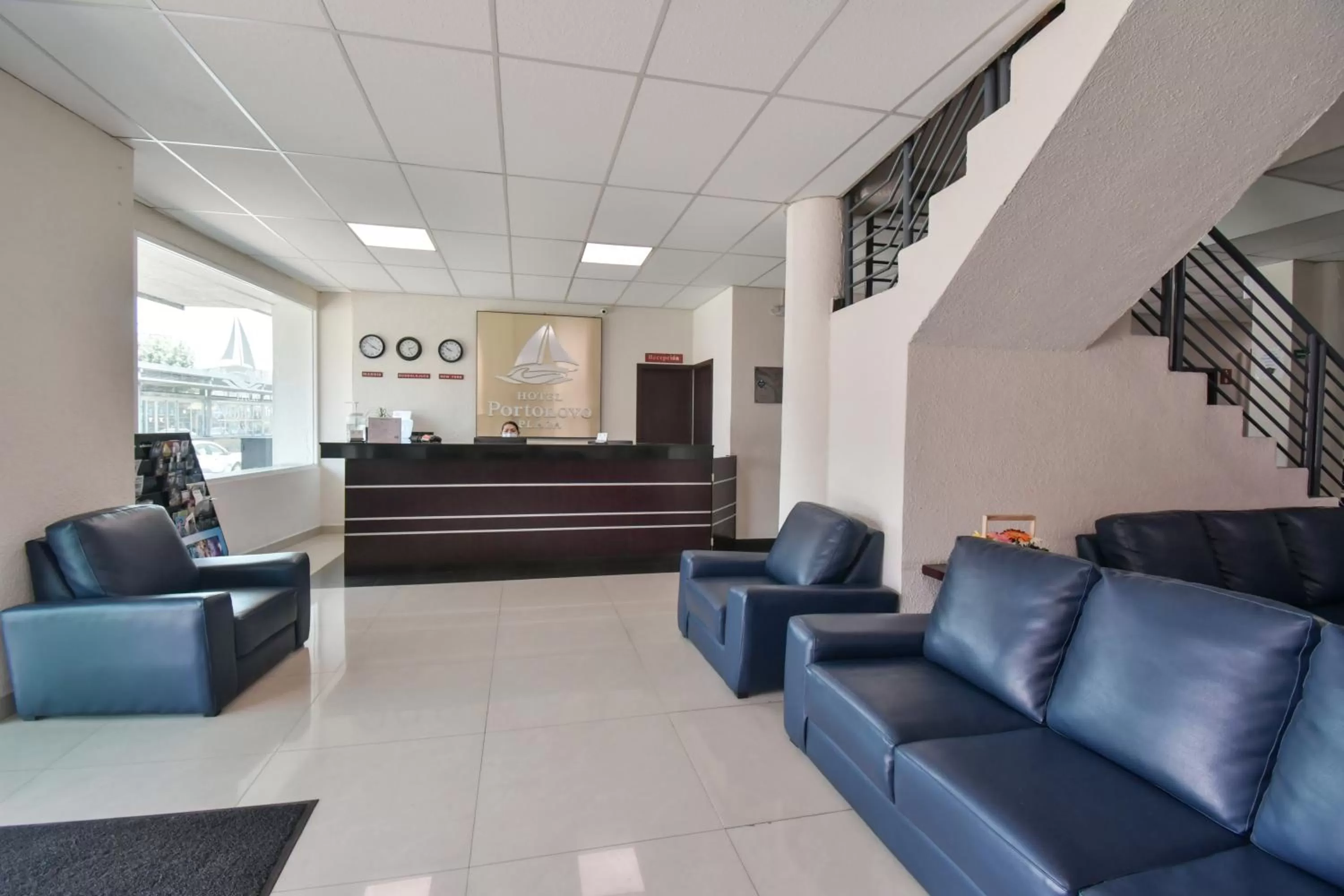 Lobby or reception in Hotel Portonovo Plaza Centro