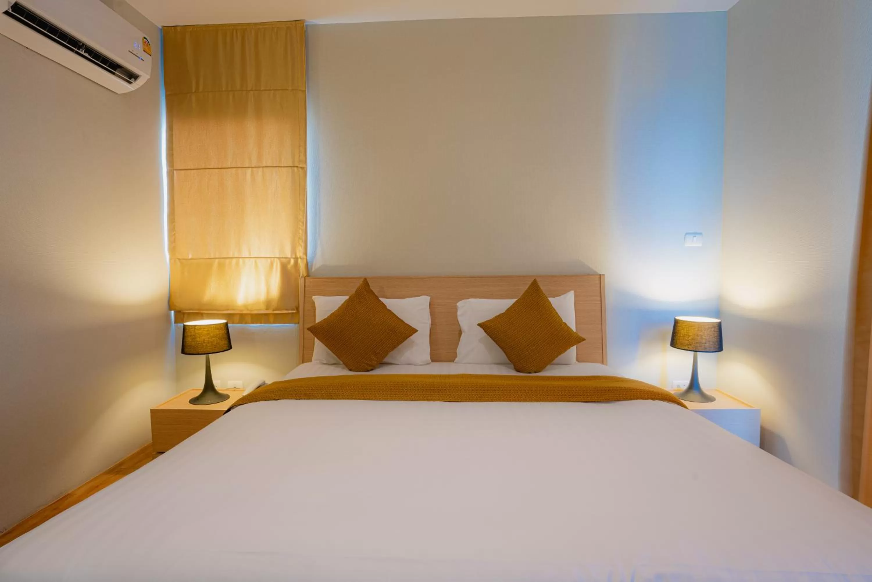 Bed in Peace Land Khaosan